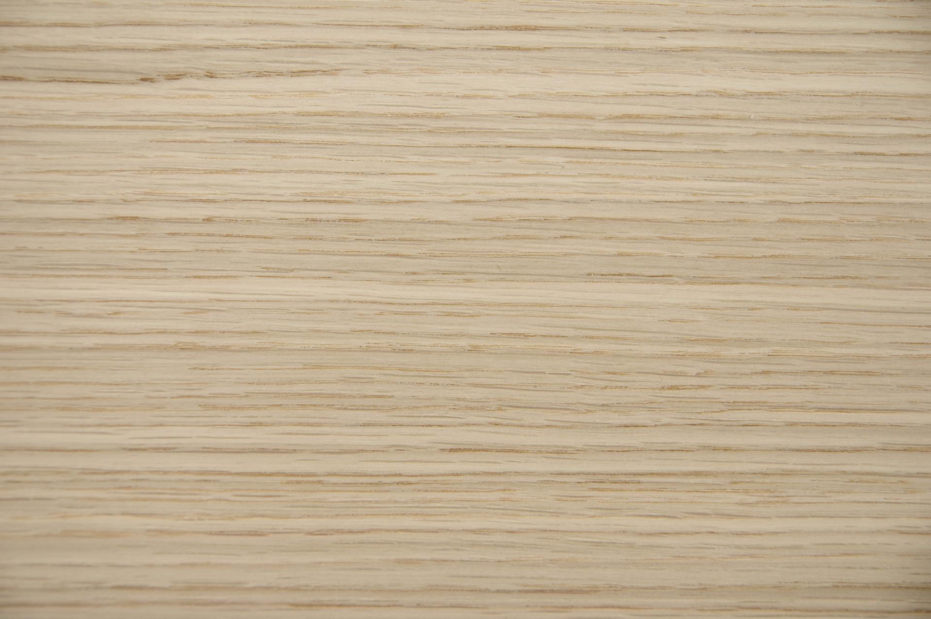 Eiche, europäische -Furnier (0,9mm) - 6,53m² (16Stk. x 240cm x 17cm)