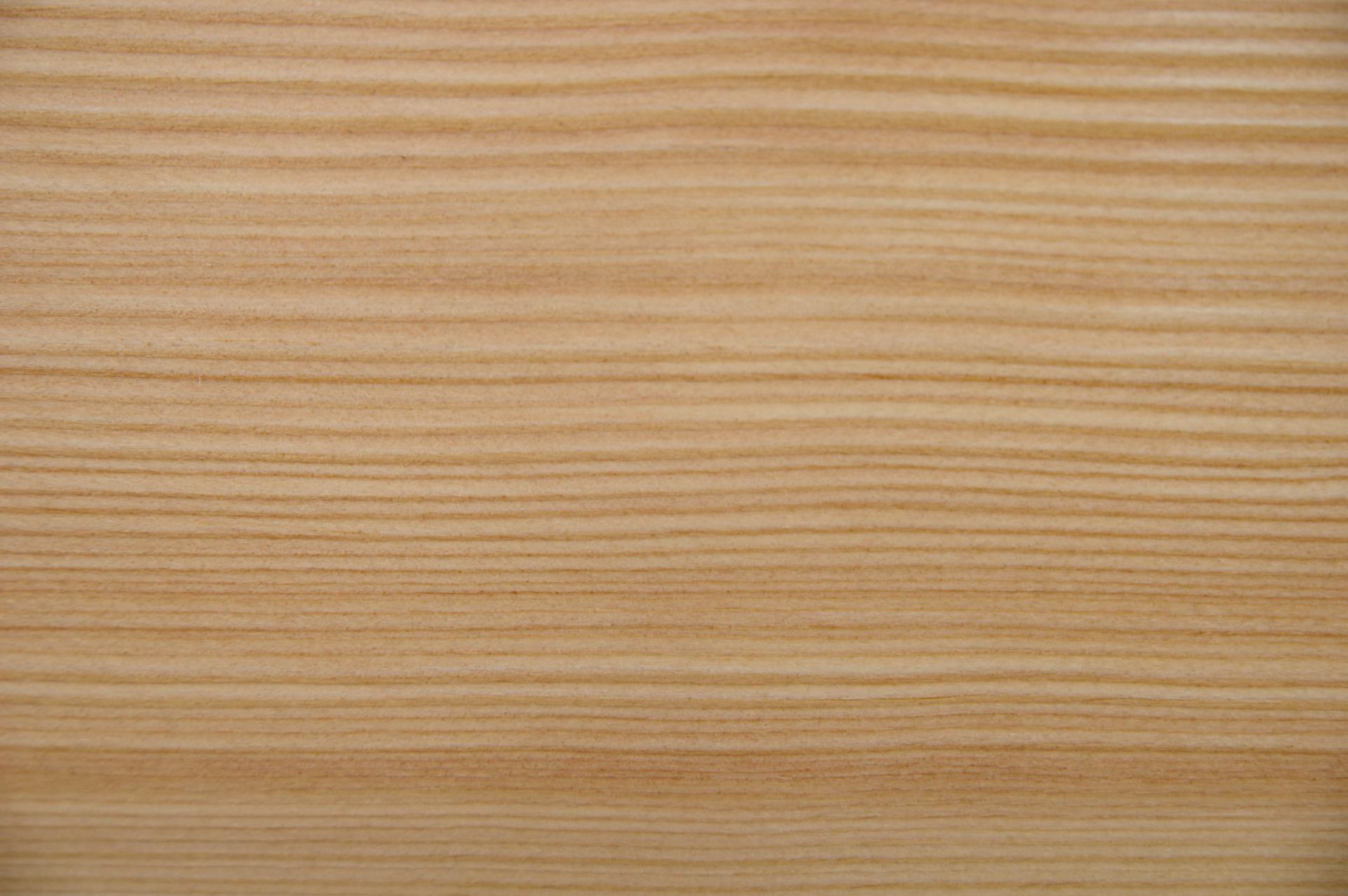 Larch, - veneer (1,4mm) - 0,47m² (12pcs. x 34cm x 11,5cm)