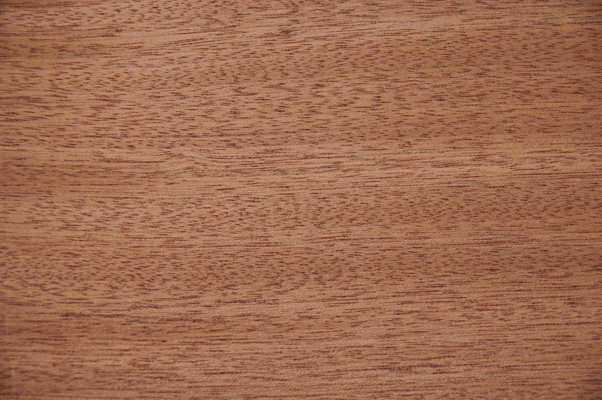 Mahagoni Sapeli -Furnier (0,6mm) - 1,38m² (20Stk. x 46cm x 15cm)