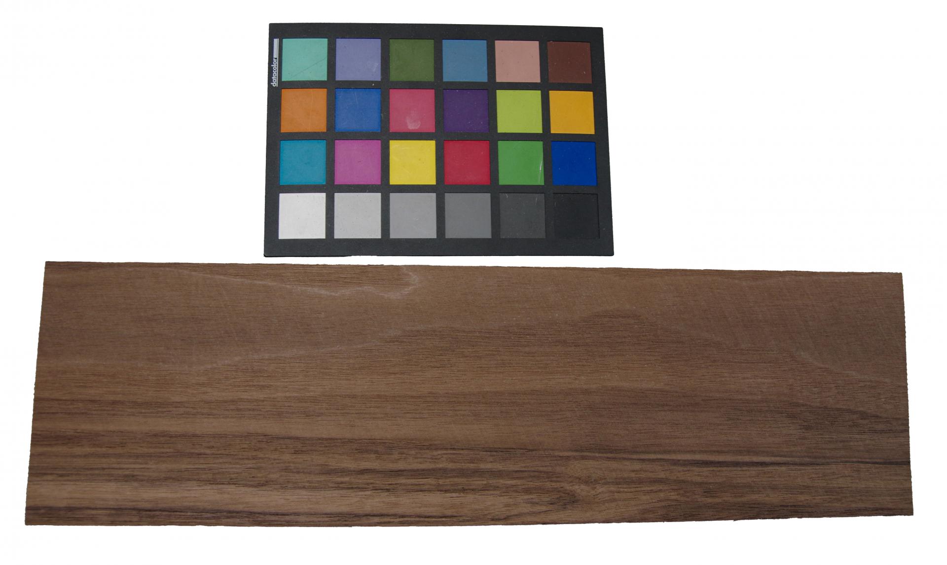 Nussbaum, amerikanischer -Furnier (1,4mm) - 0,76m² (12Stk. x 47cm x 13,5cm)