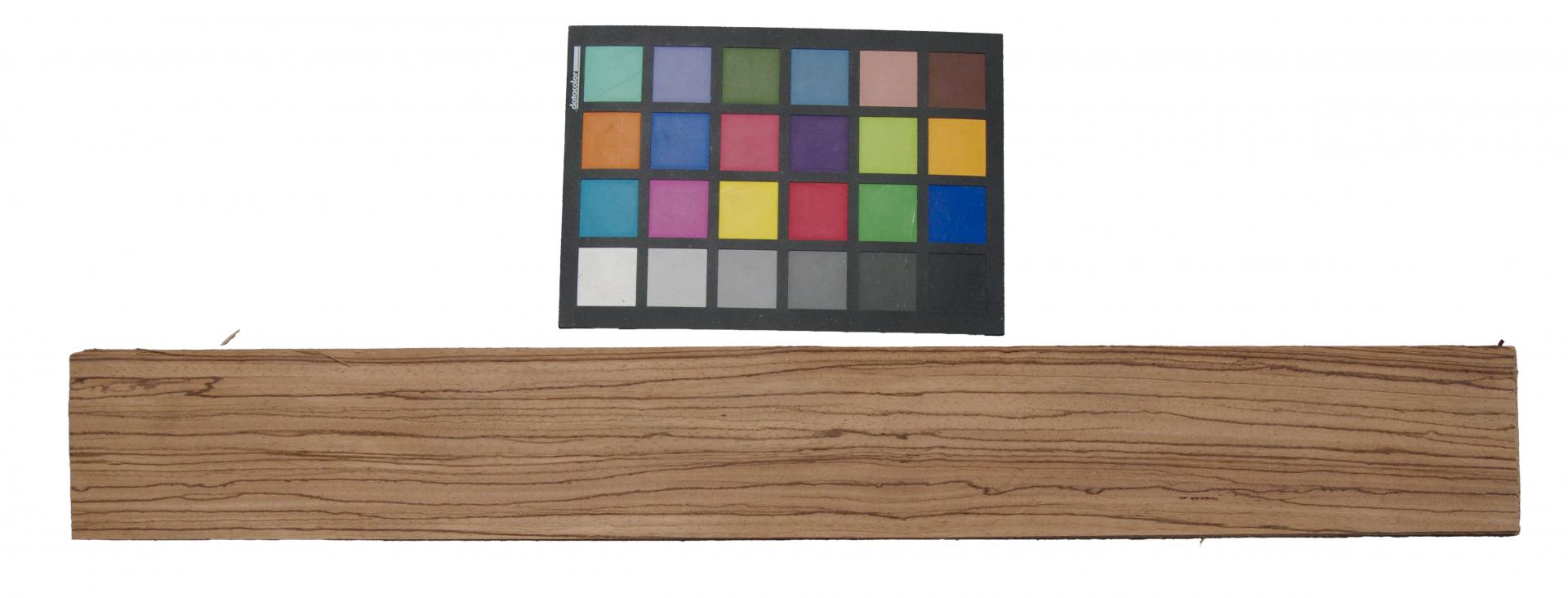 Zebrano -Furnier (0,6mm) - 1,06m² (21Stk. x 63cm x 8cm)