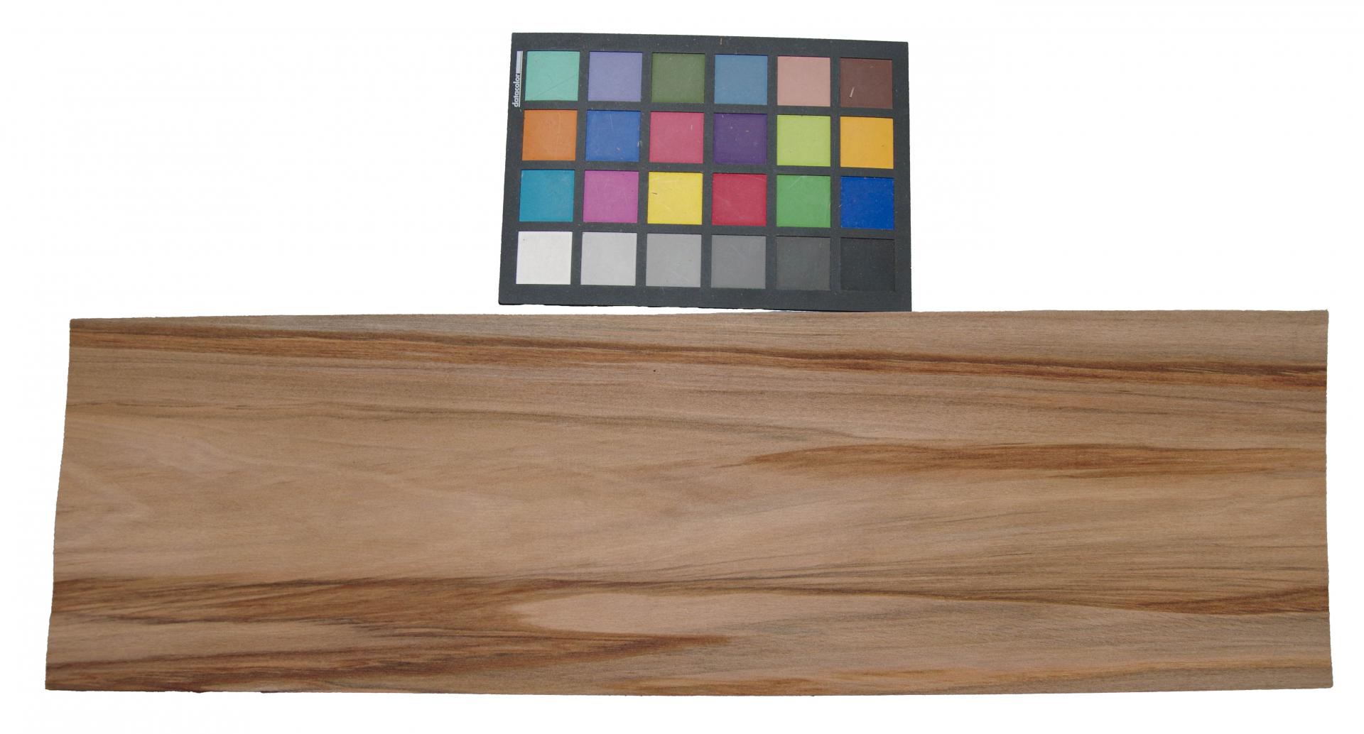 Amerikanischer Amberbaum (Satin Walnut) -Furnier (1,4mm) - 1,08m² (11Stk. x 58cm x 17cm)
