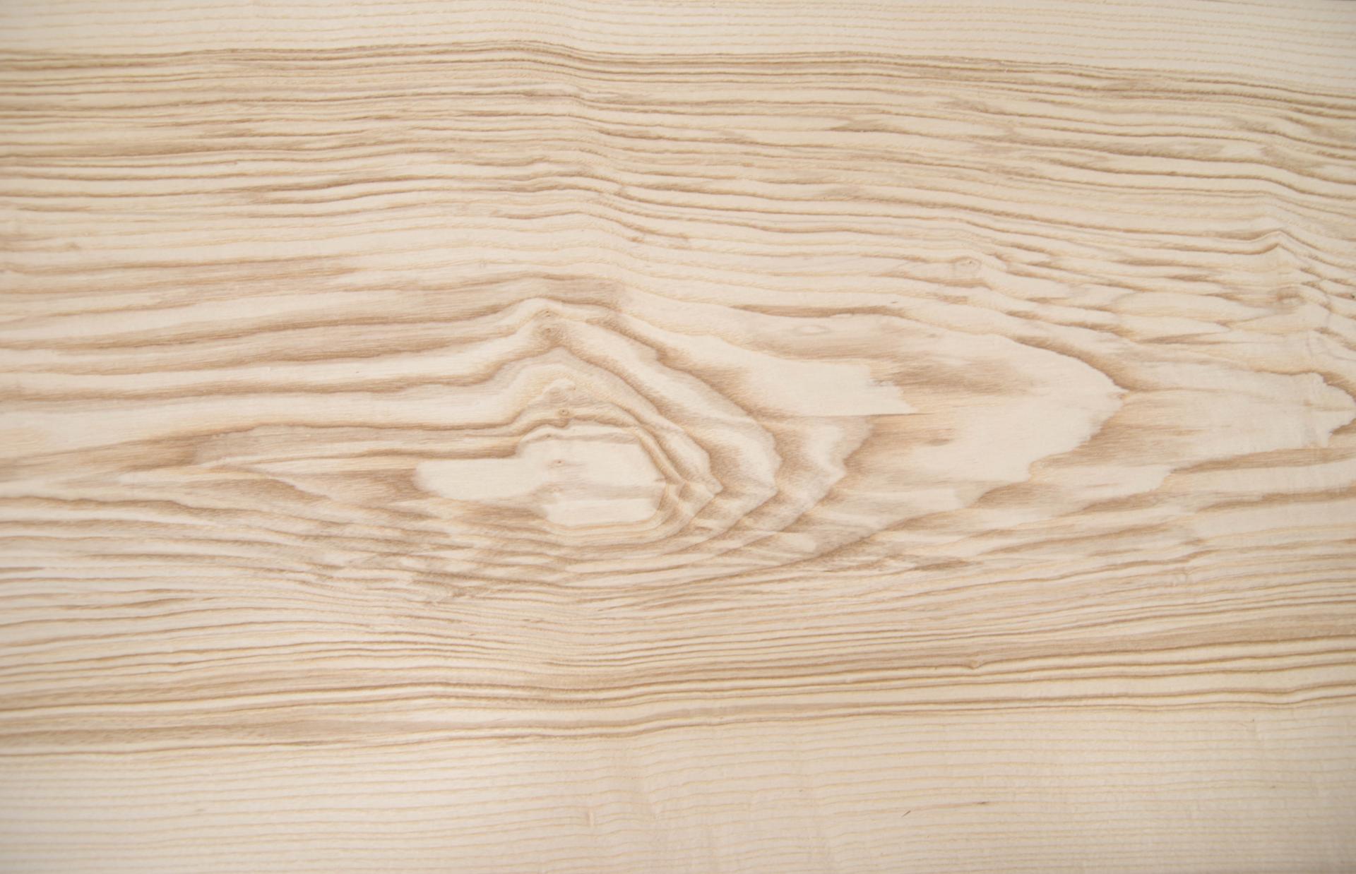 Olive Ash, - veneer (0,6mm) - 40,52m² (23pcs. x 367cm x 48cm)