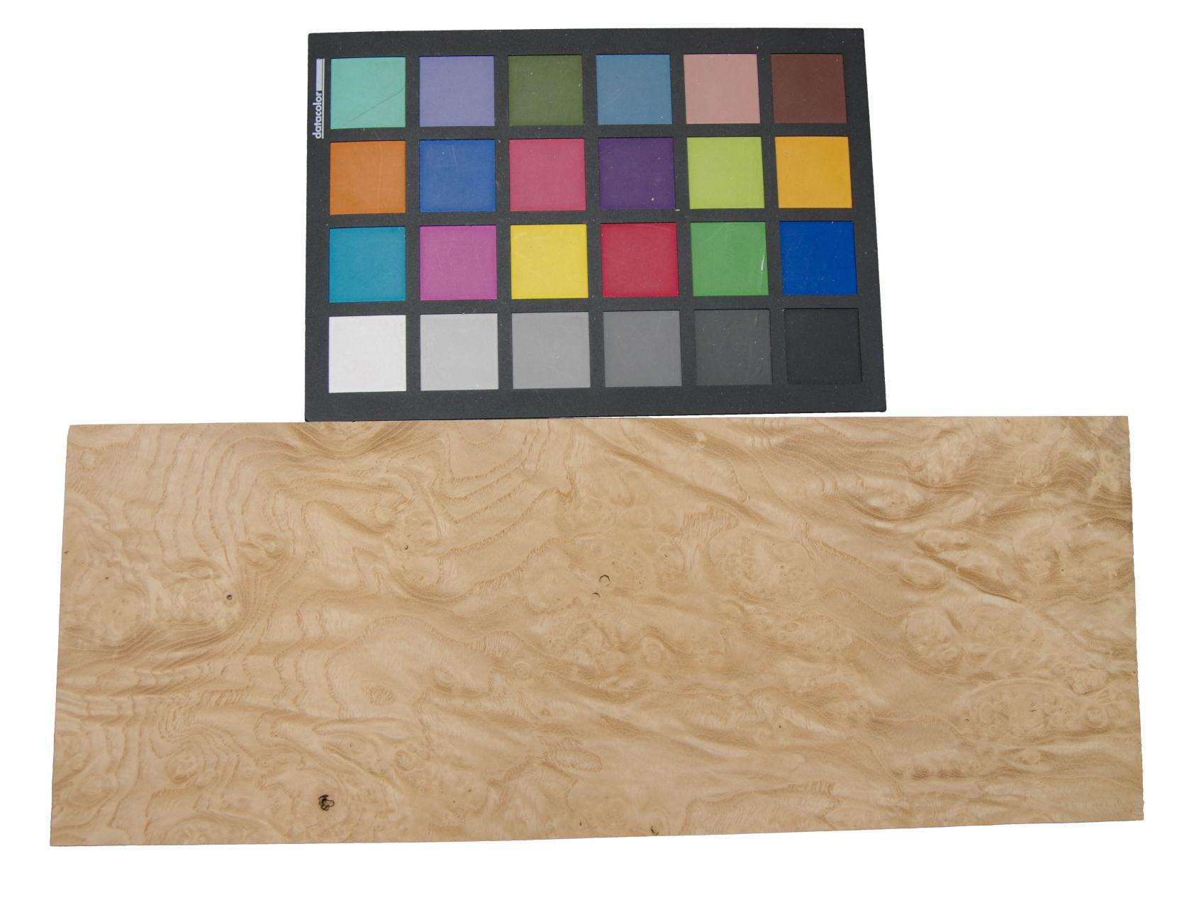 Esche Maser, weiß -Furnier (0,6mm) - 0,23m² (5Stk. x 35cm x 13cm)