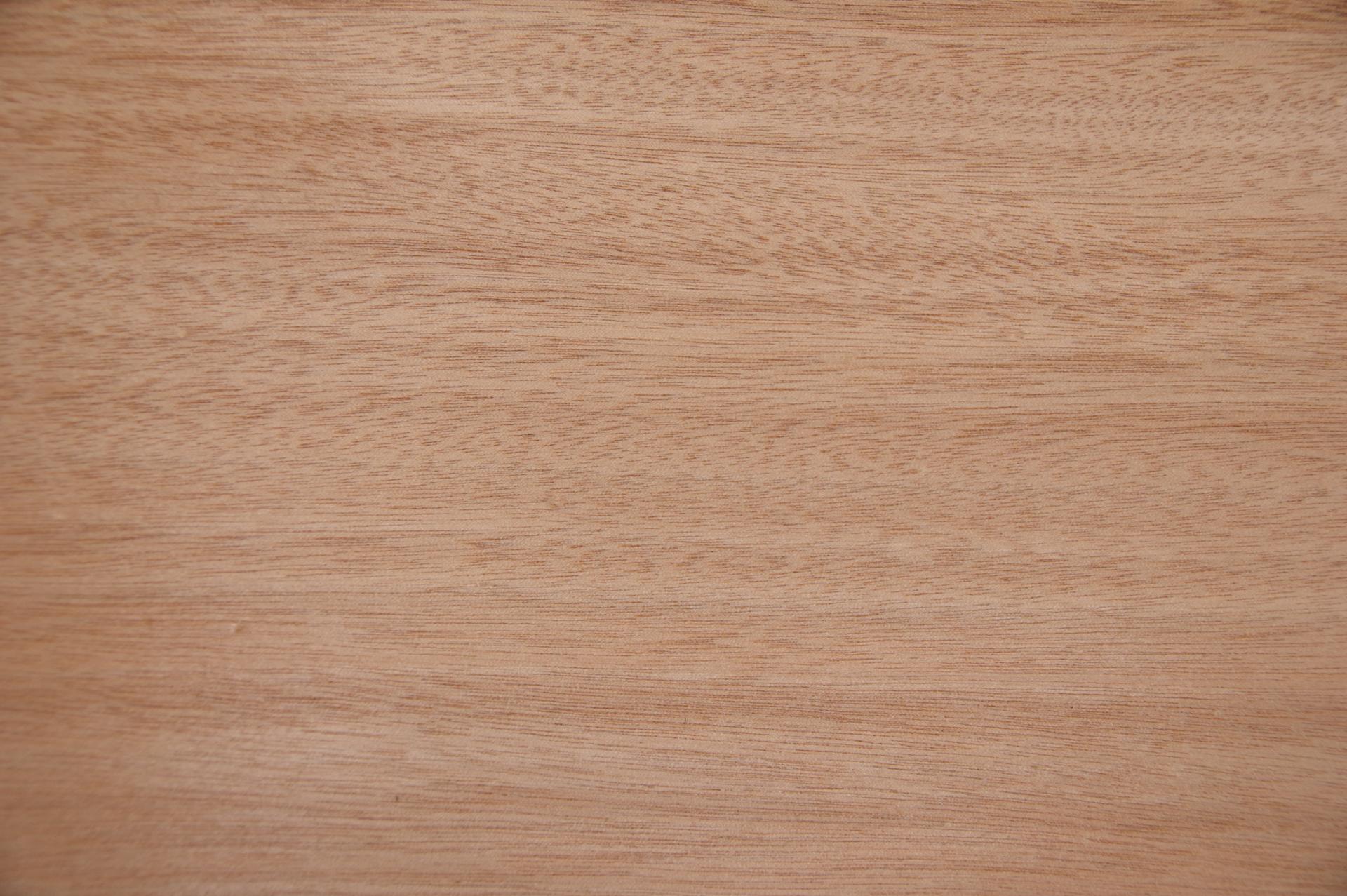 Gabon mahogany, okoumé, - veneer (0,6mm) - 14,66m² (26pcs. x 282cm x 20cm)