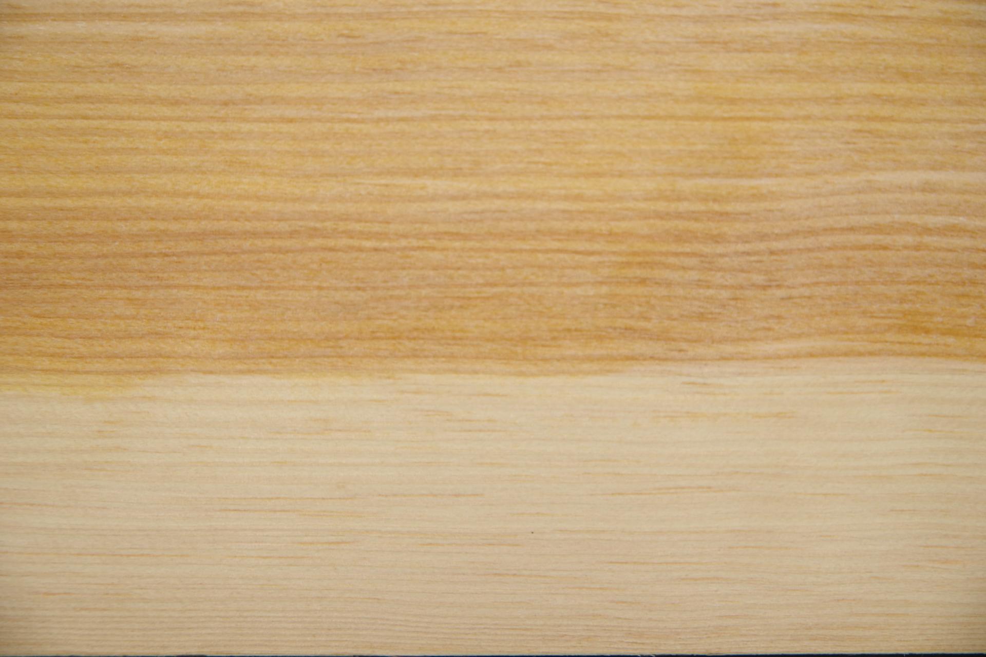 Pine, - veneer (0,9mm) - 7,52m² (24pcs. x 241cm x 13cm)