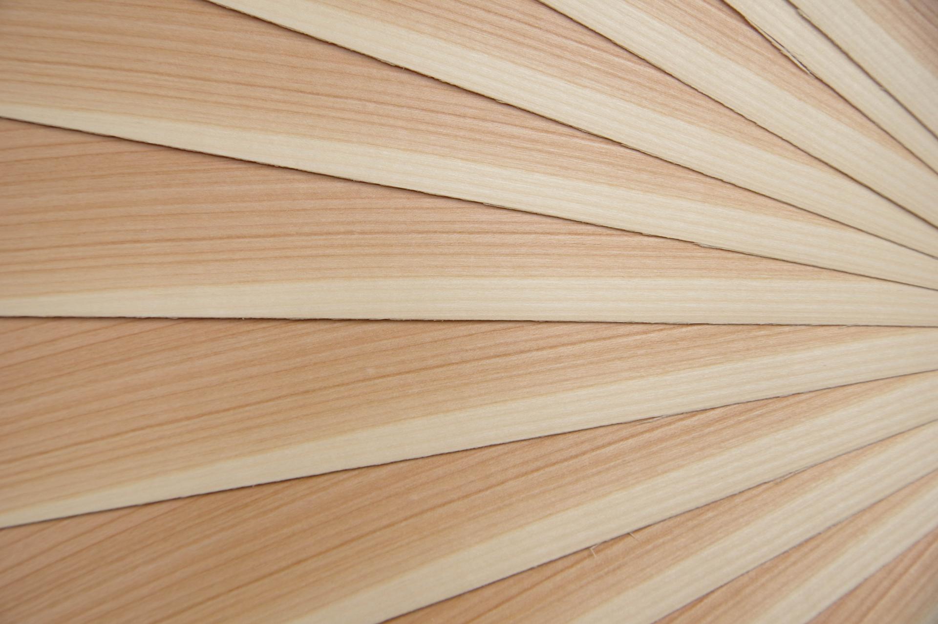 European Cherry, - veneer (0,9mm) - 0,29m² (11pcs. x 38cm x 7cm)