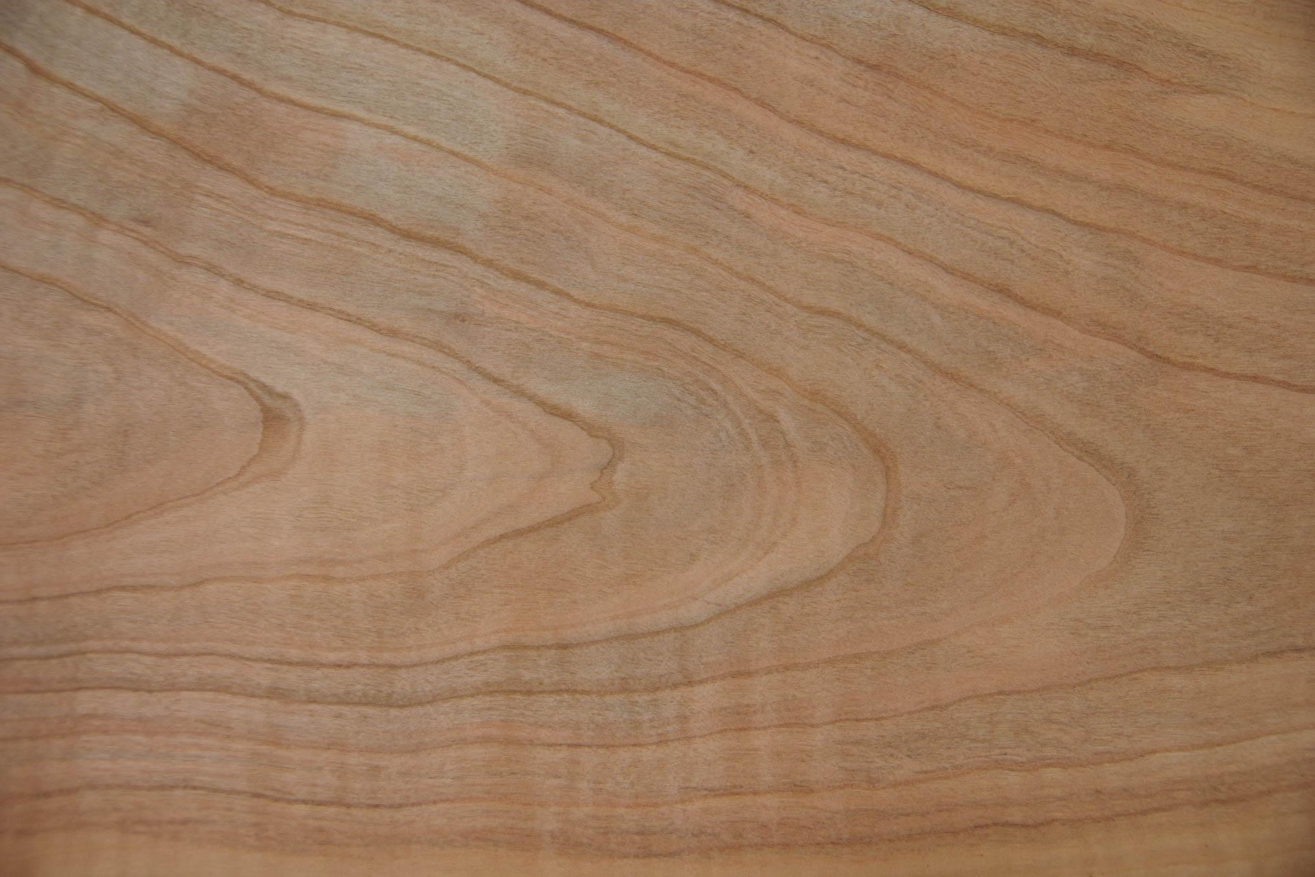 European Cherry, - veneer (0,6mm) - 6,39m² (30pcs. x 87cm x 24,5cm)