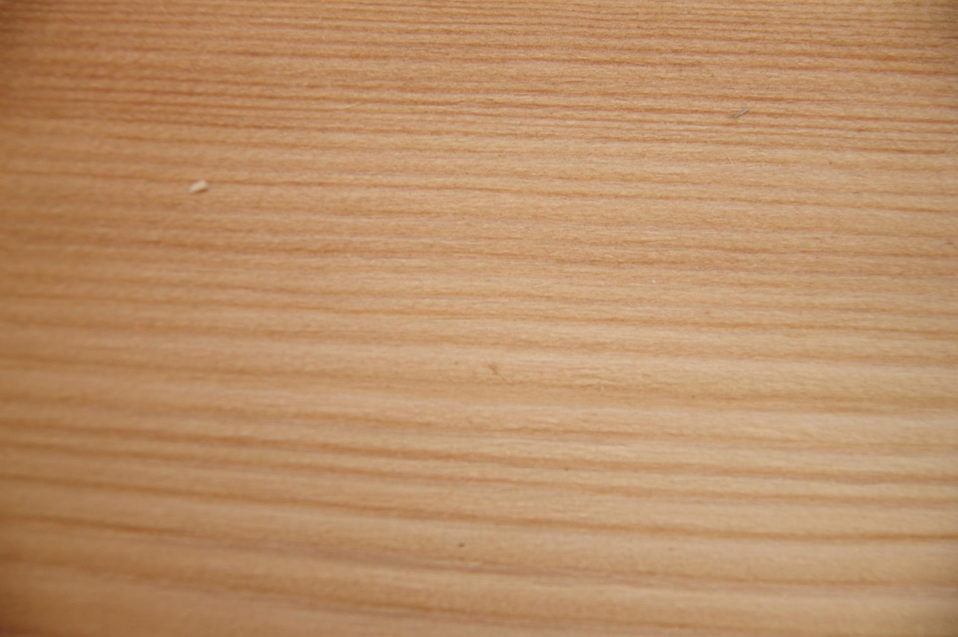 Lärche -Furnier (1mm) - 0,29m² (24Stk. x 12cm x 10cm)