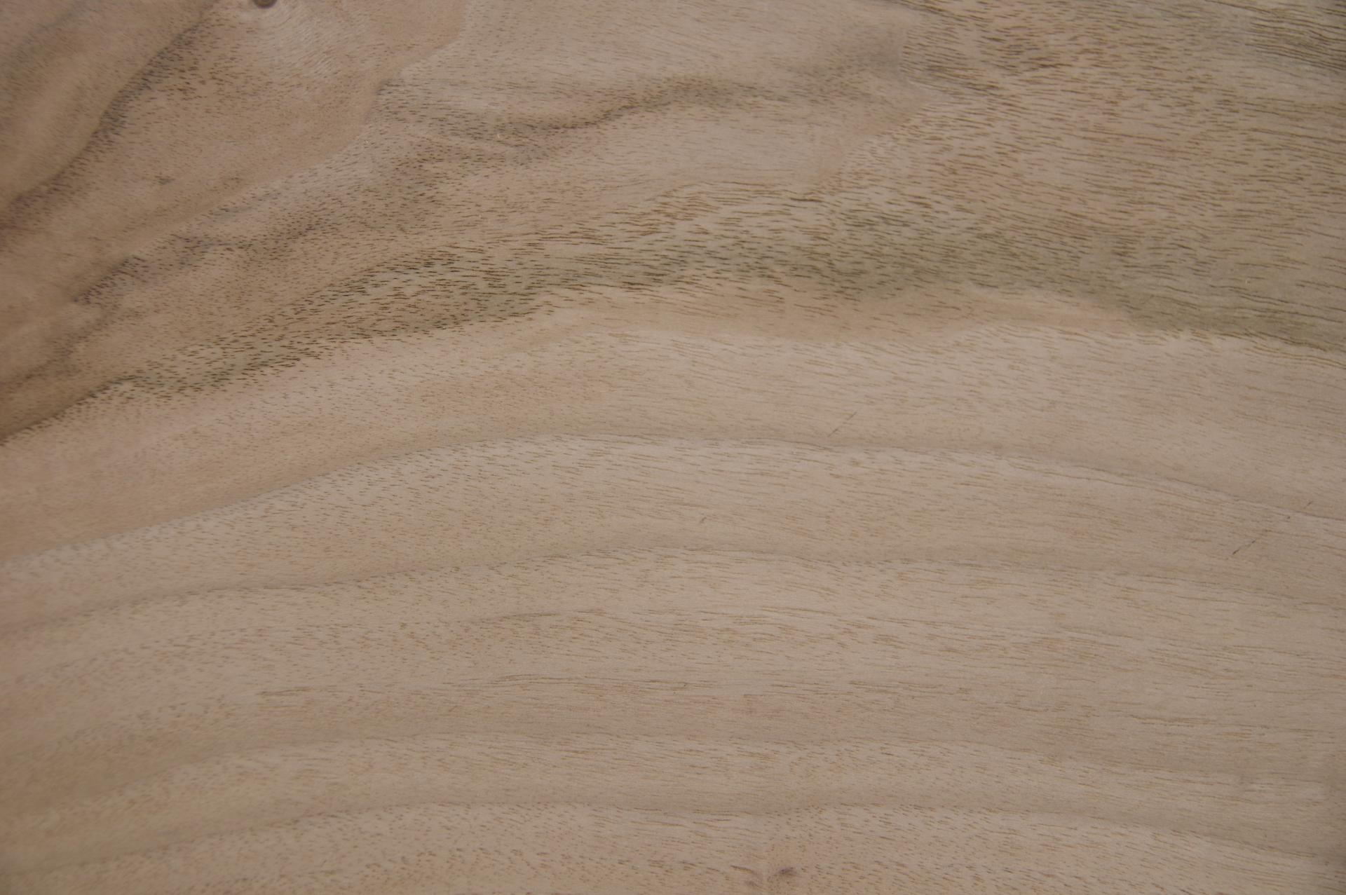 Nussbaum, europäischer -Furnier (0,9mm) - 0,41m² (5Stk. x 46cm x 18cm)