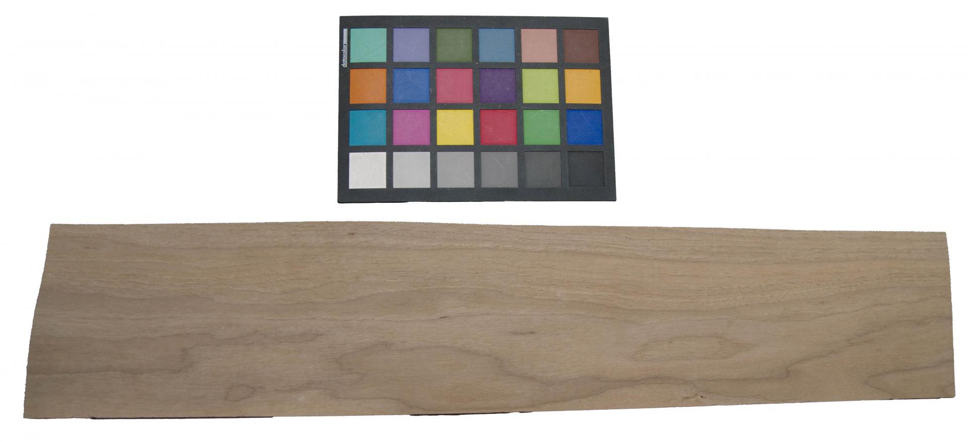 Nussbaum, europäischer -Furnier (0,9mm) - 0,72m² (10Stk. x 63cm x 11,5cm)