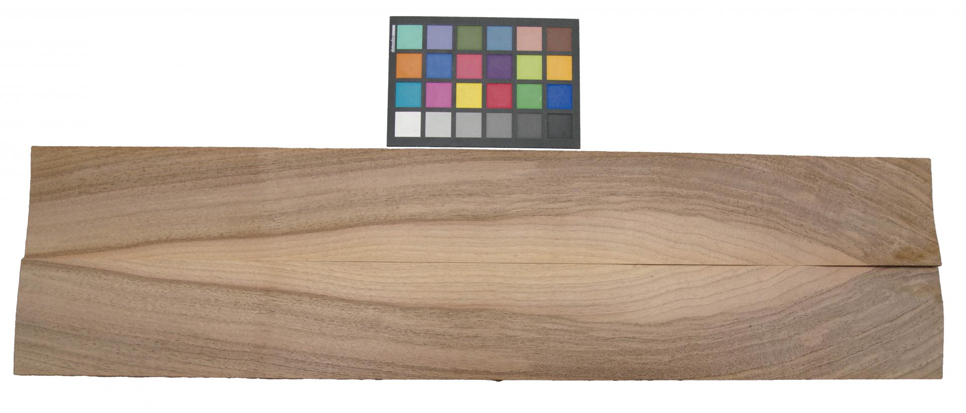 European Walnut, - veneer (1,4mm) - 1,01m² (10pcs. x 92cm x 11cm)