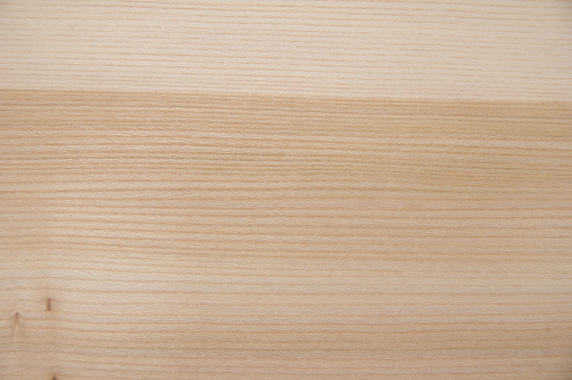 Rüster (Ulme) -Furnier (0,6mm) - 8,27m² (13Stk. x 303cm x 21cm)