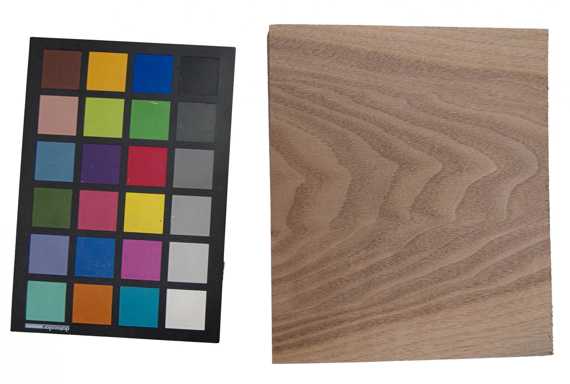 Nussbaum, amerikanischer -Furnier (1,4mm) - 0,45m² (12Stk. x 18cm x 21cm)
