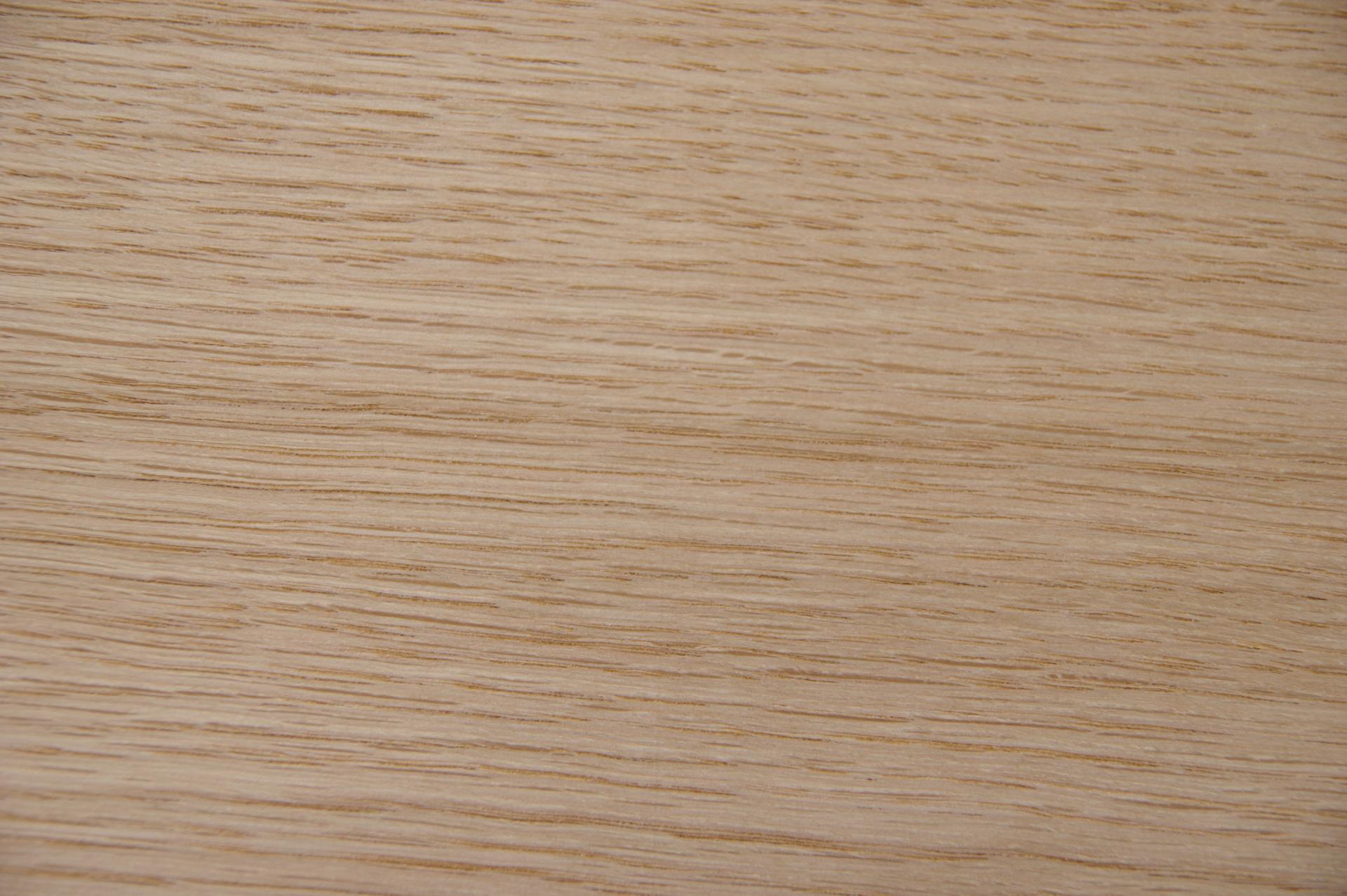 Eiche, europäische -Furnier (0,9mm) - 1,17m² (16Stk. x 86cm x 8,5cm)