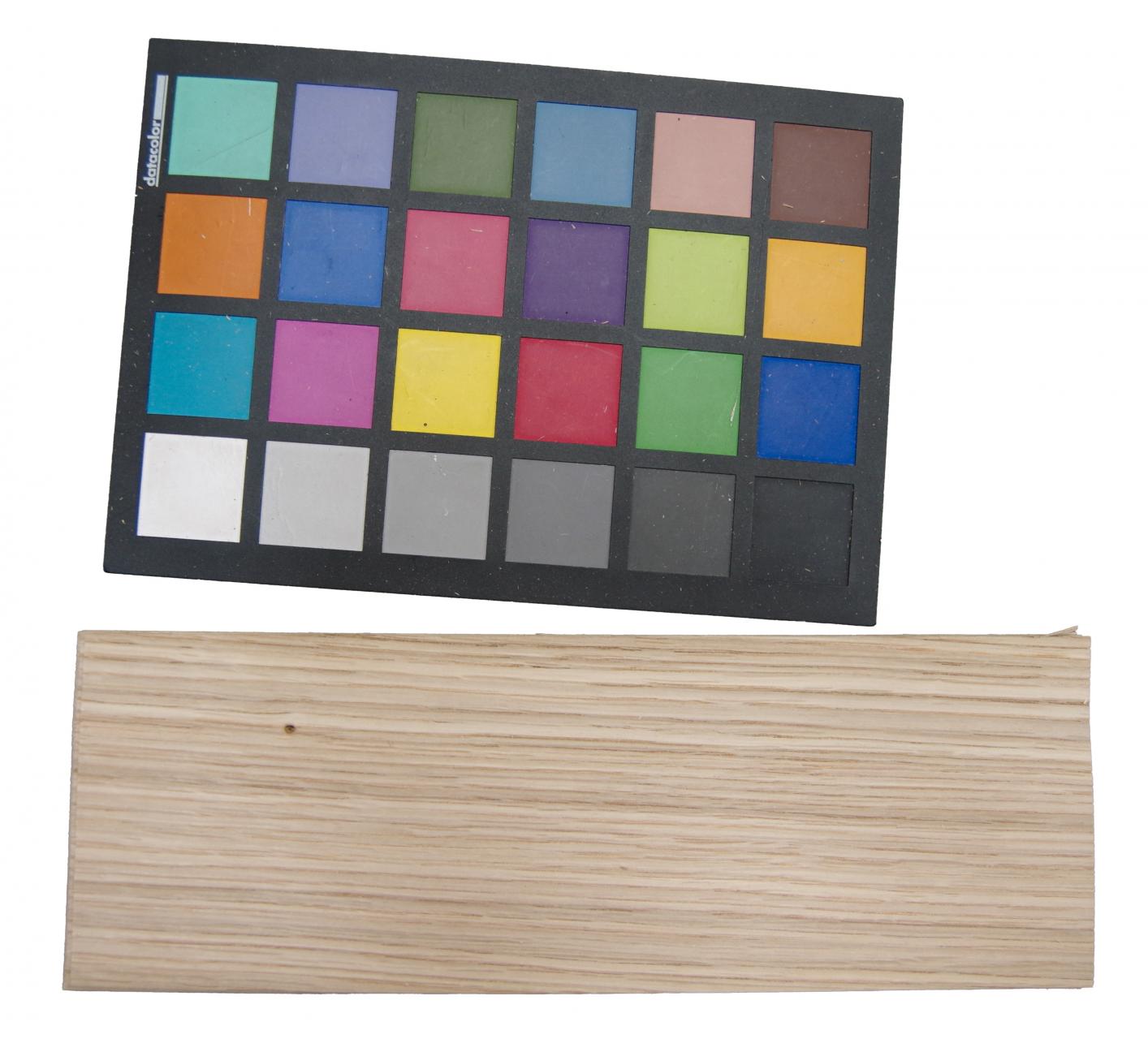 European Oak, - veneer (0,9mm) - 0,26m² (12pcs. x 25cm x 8,5cm)