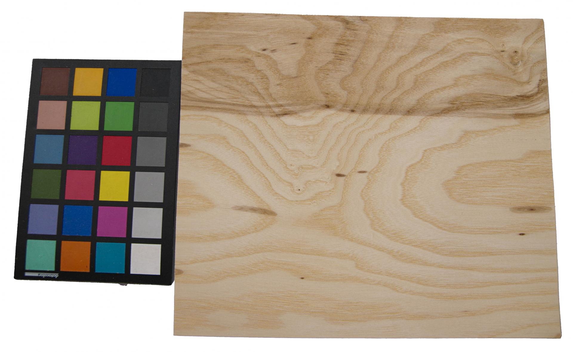 Esche Maser; oliv -Furnier (0,6mm) - 1,21m² (14Stk. x 32cm x 27cm)