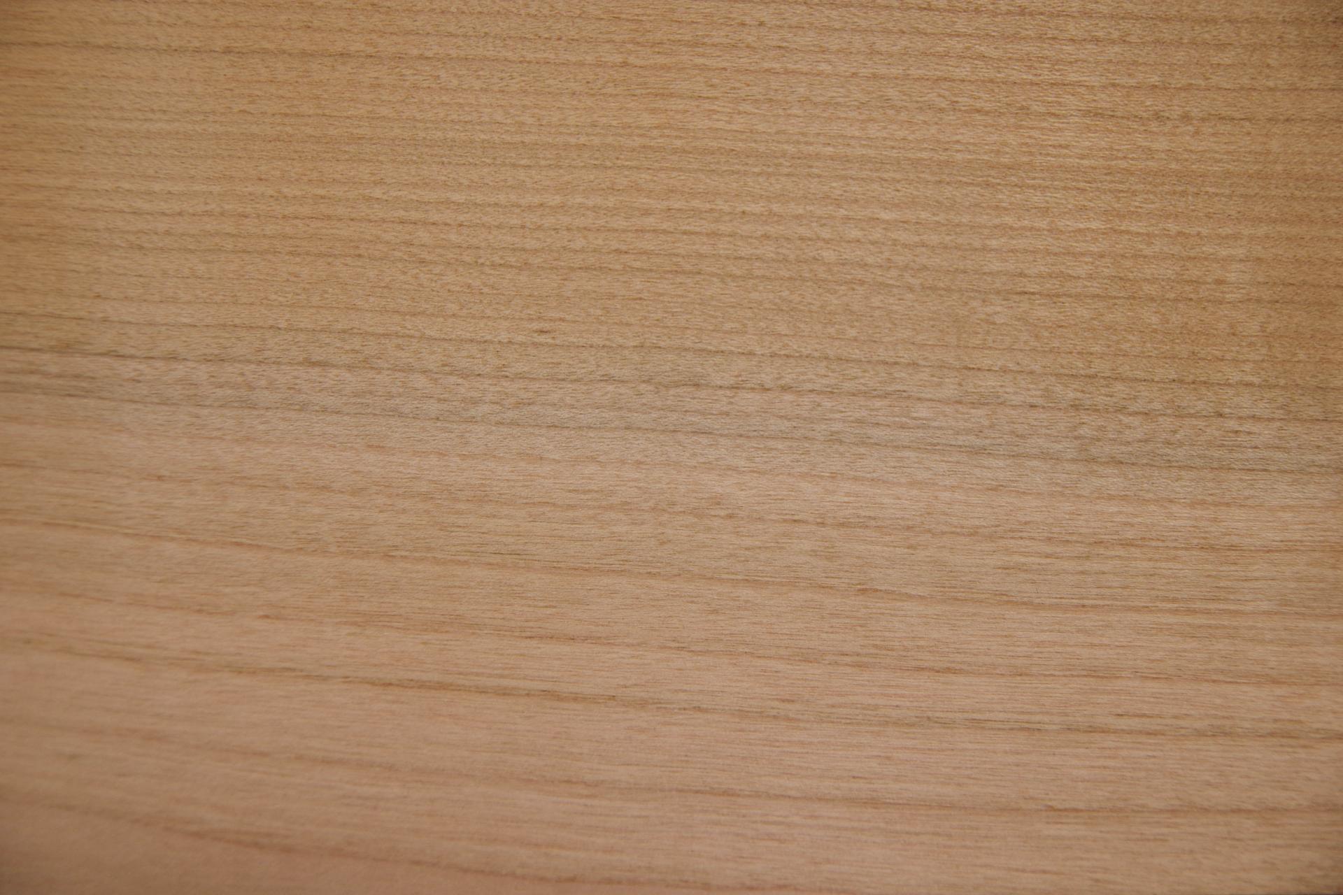 European Cherry, - veneer (0,6mm) - 1,13m² (30pcs. x 27cm x 14cm)
