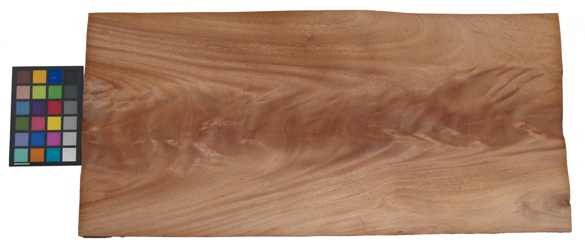 American Mahogany Crotch, - veneer (0,6mm) - 9,6m² (24pcs. x 93cm x 43cm)
