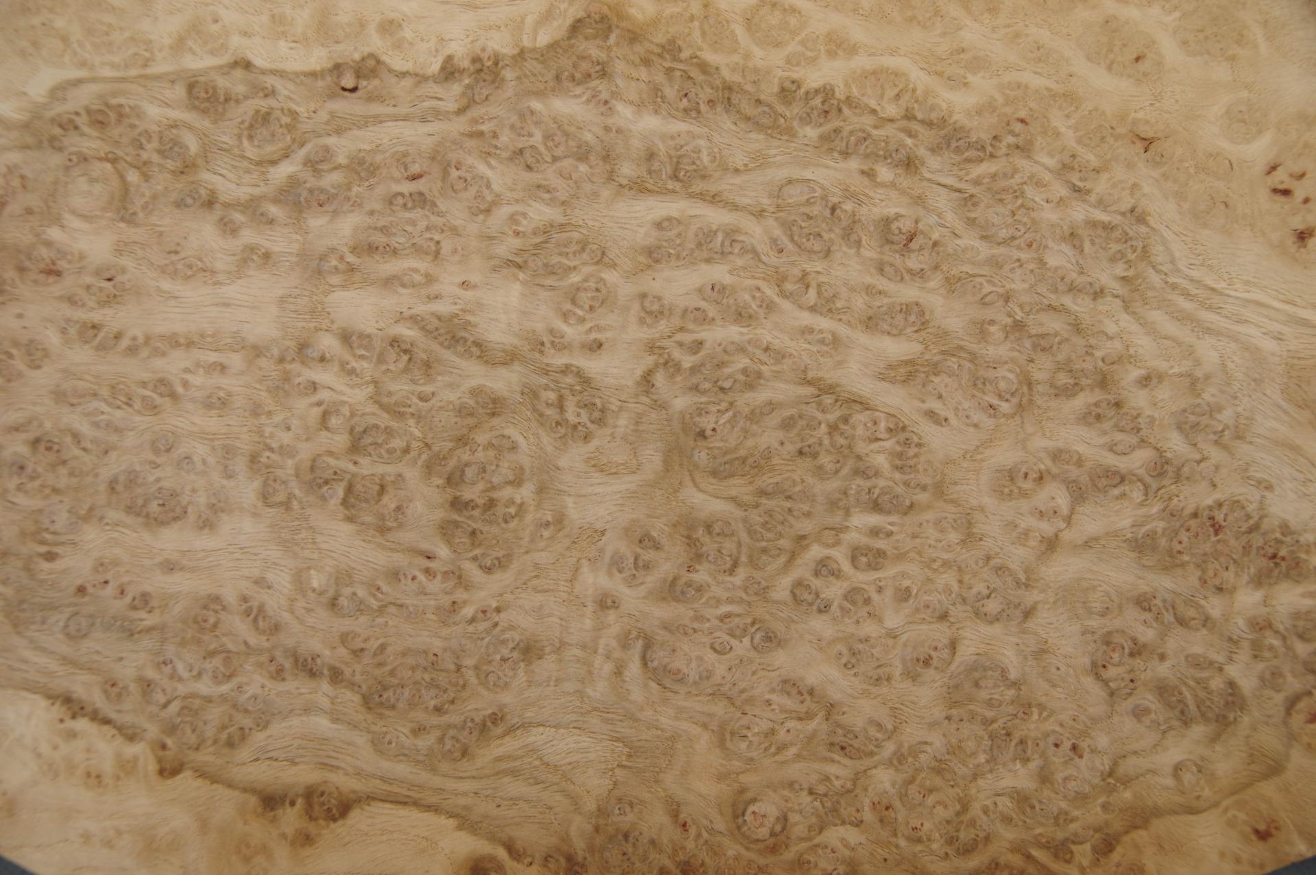 Eiche, Maser (Roseneiche) -Furnier (0,6mm) - 1,36m² (17Stk. x 38cm x 21cm)