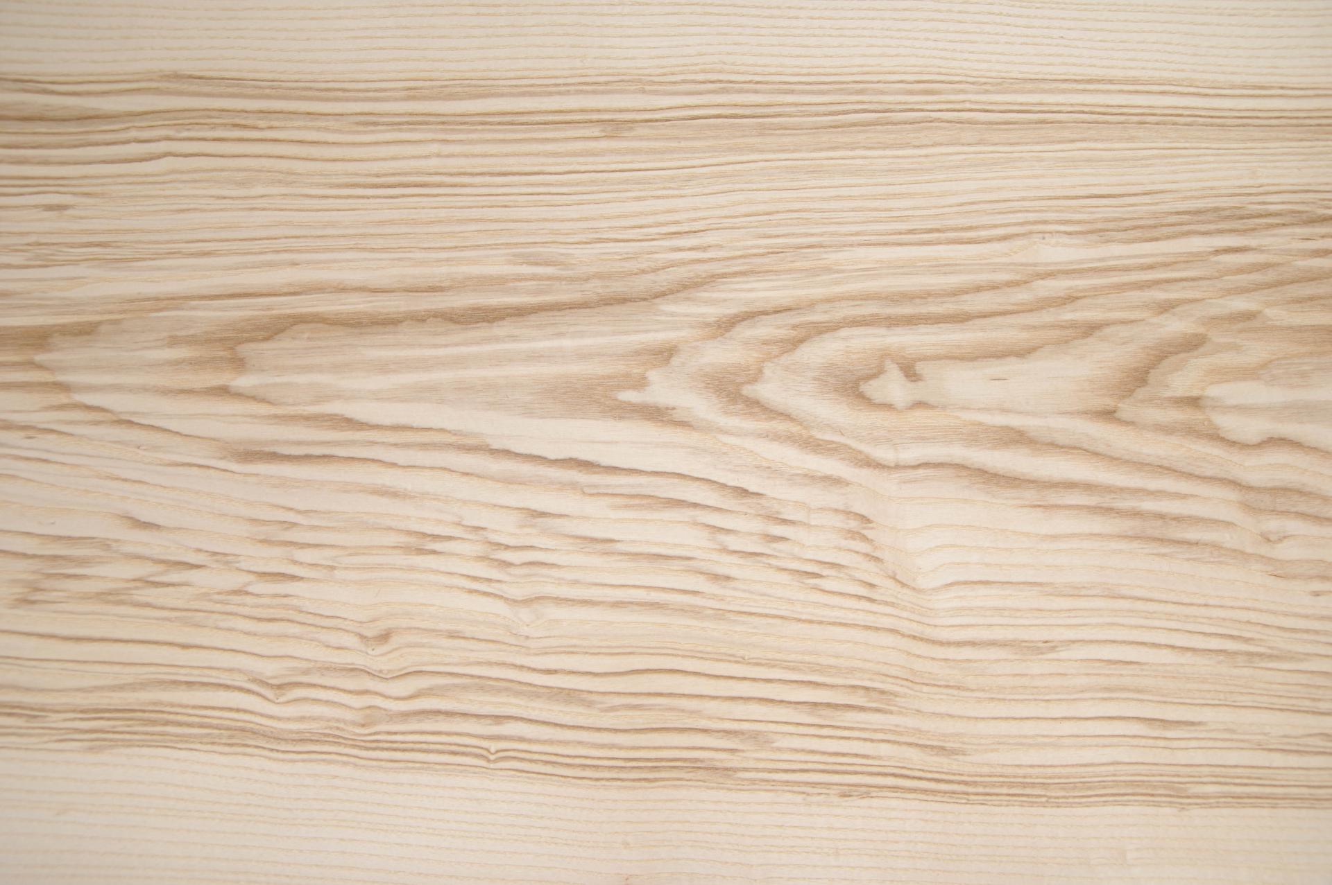 Olive Ash, - veneer (0,6mm) - 26,56m² (23pcs. x 251cm x 46cm)