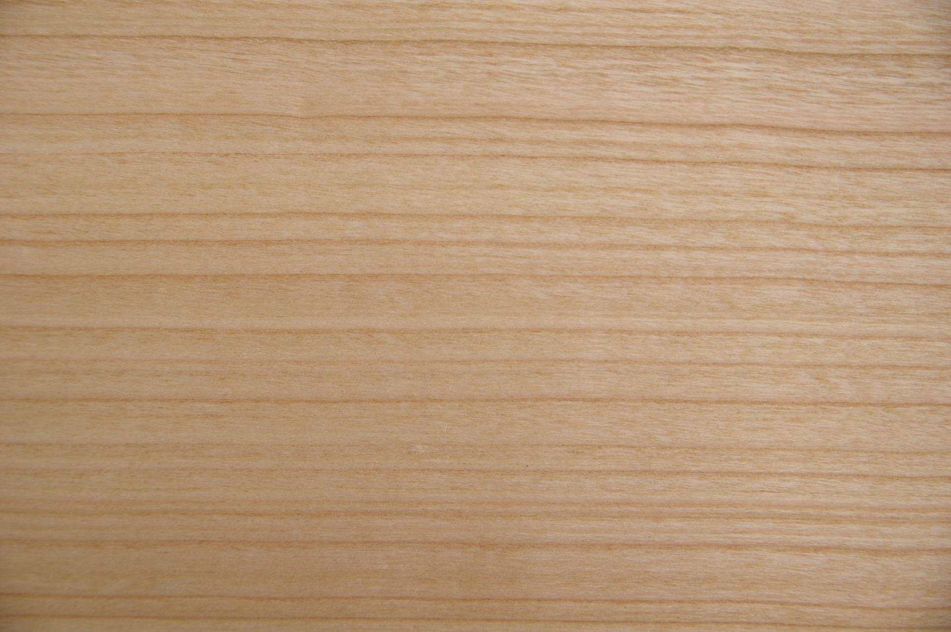 European Cherry, - veneer (0,9mm) - 1,85m² (16pcs. x 105cm x 11cm)