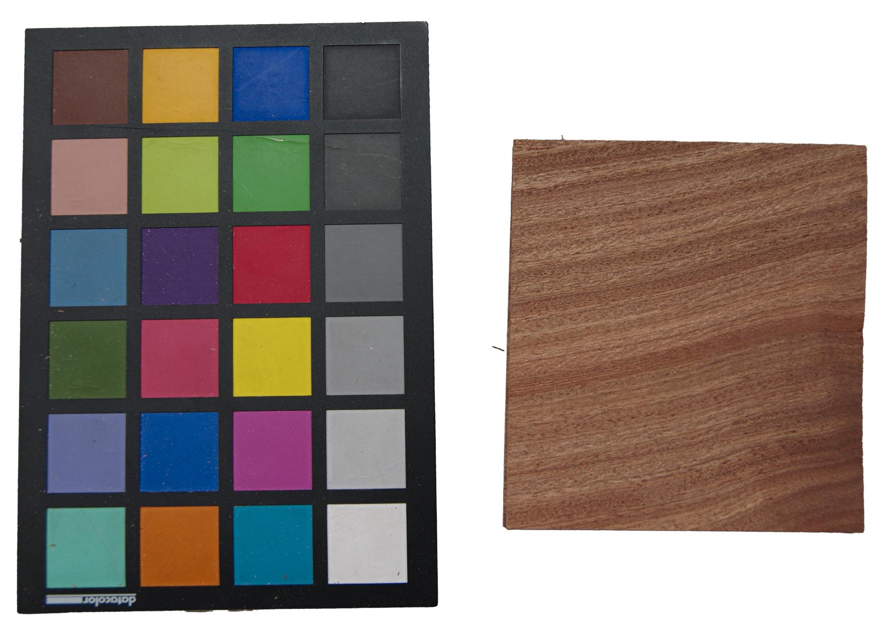 Mahagoni Sapeli -Furnier (2,4mm) - 0,1m² (8Stk. x 11cm x 11,5cm)