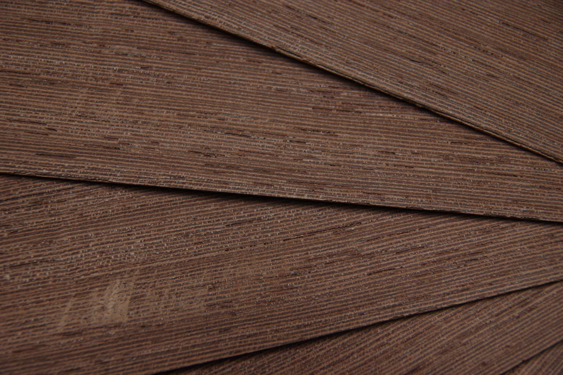 Wenge -Furnier (1,4mm) - 0,06m² (5Stk. x 20cm x 6,5cm)