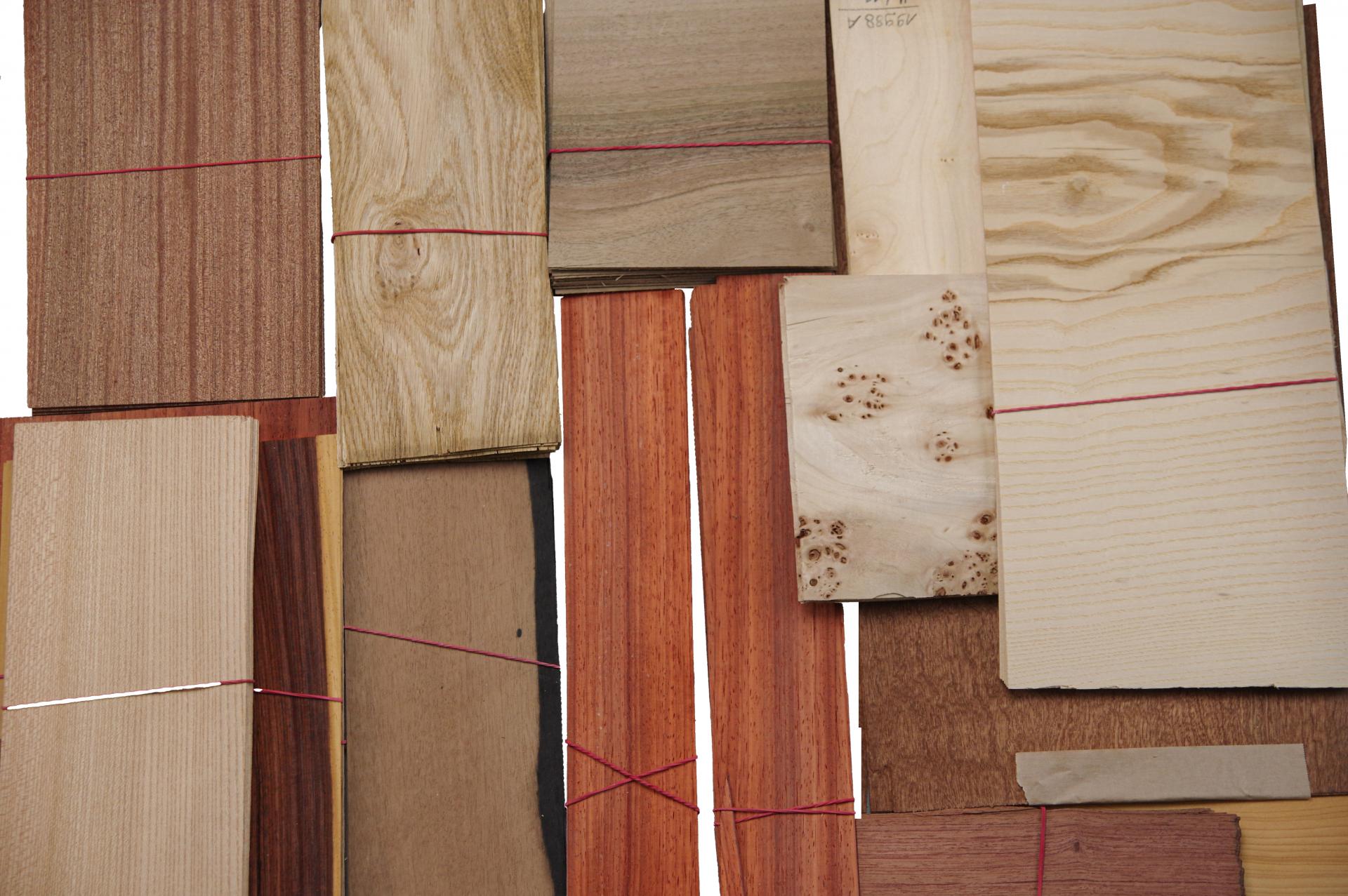 Furnier Kleinpakete und Einzelblätter.