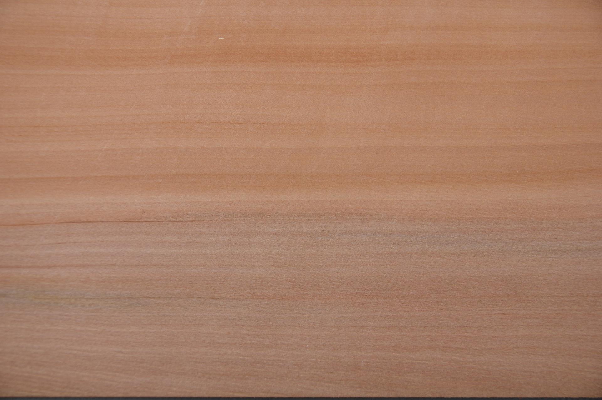 Elsbeere (schweizer Birnbaum) -Furnier (2mm) - 0,57m² (4Stk. x 84cm x 17cm)