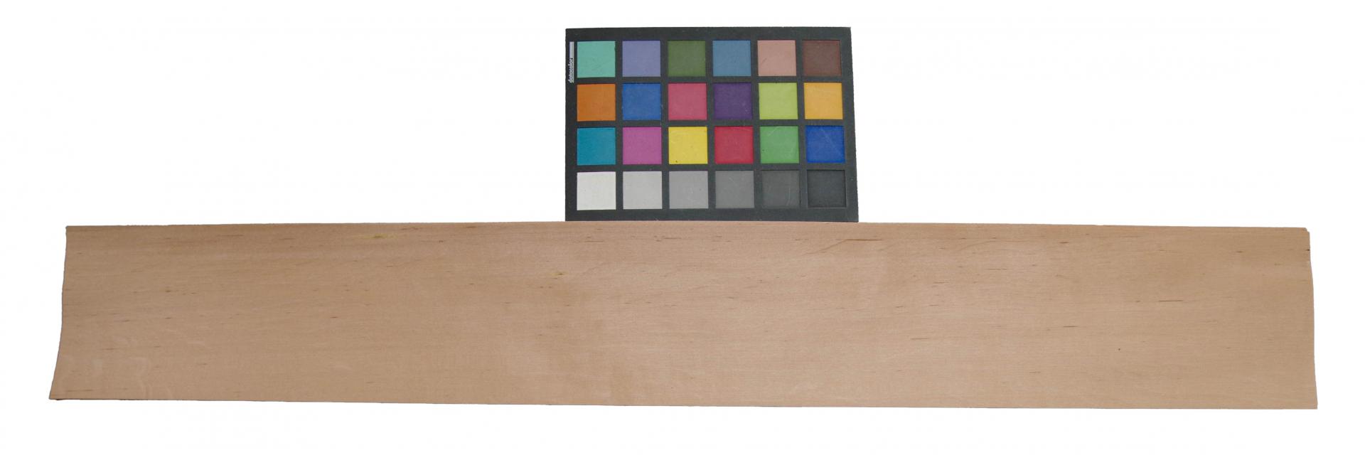 Alder, - veneer (0,6mm) - 3,05m² (32pcs. x 83cm x 11,5cm)