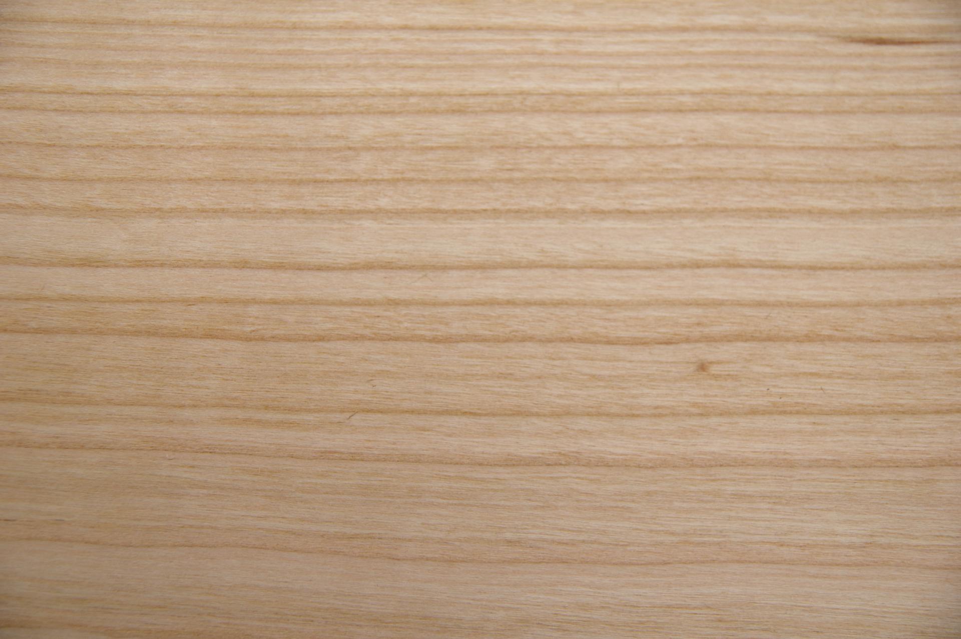 European Cherry, - veneer (0,9mm) - 0,63m² (16pcs. x 33cm x 12cm)
