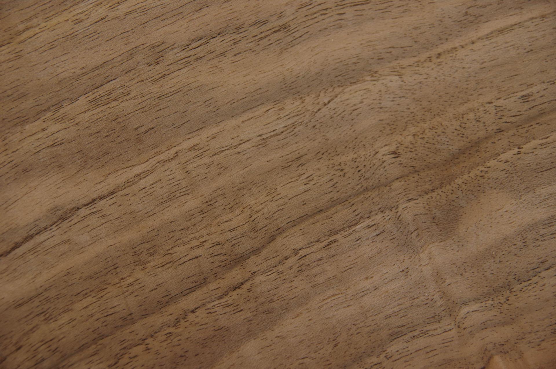 European Walnut, - veneer (1,4mm) - 0,16m² (6pcs. x 18cm x 14,5cm)