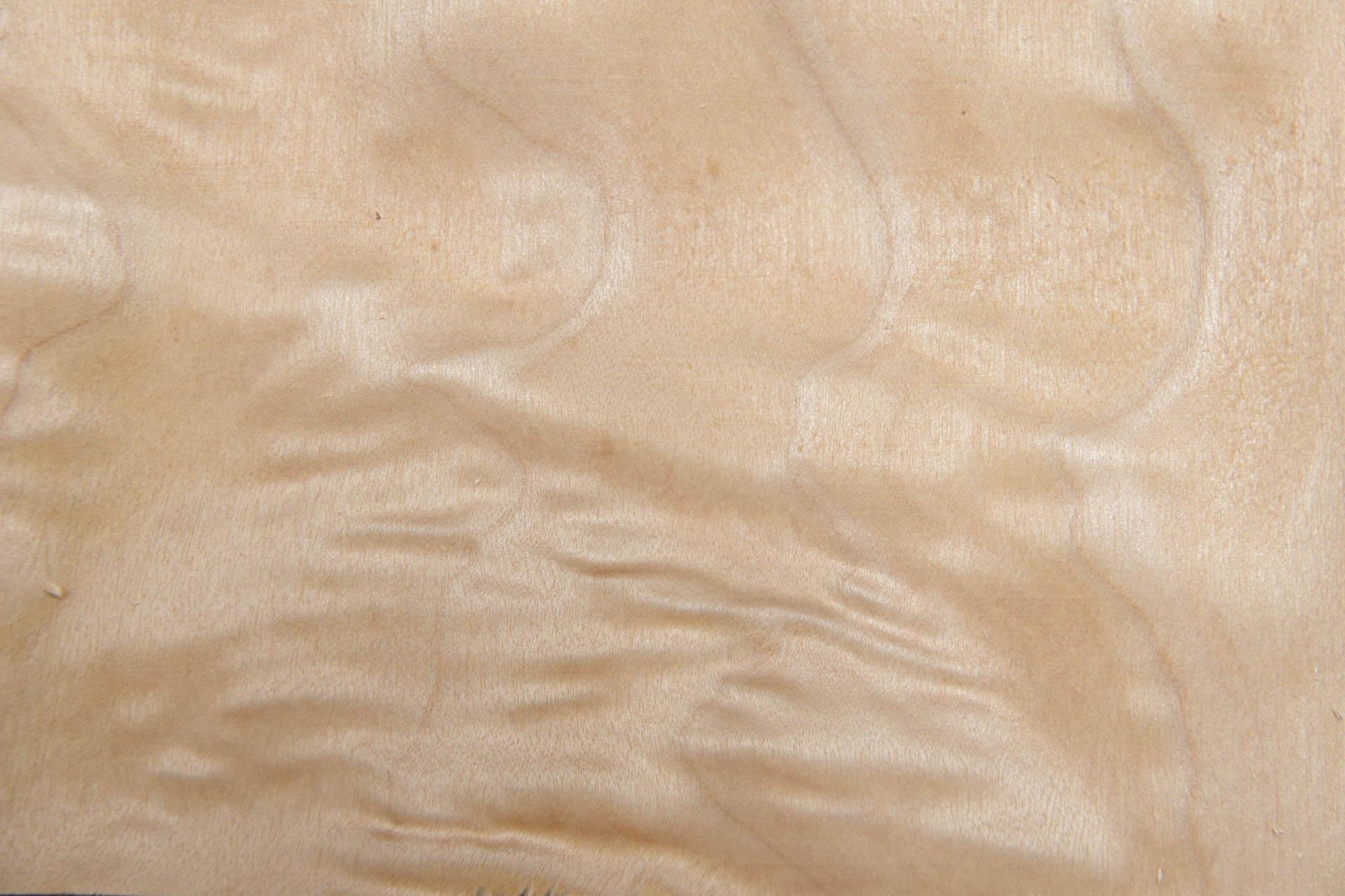 Quilted Maple, - veneer (0,6mm) - 0,32m² (16pcs. x 9cm x 22cm)