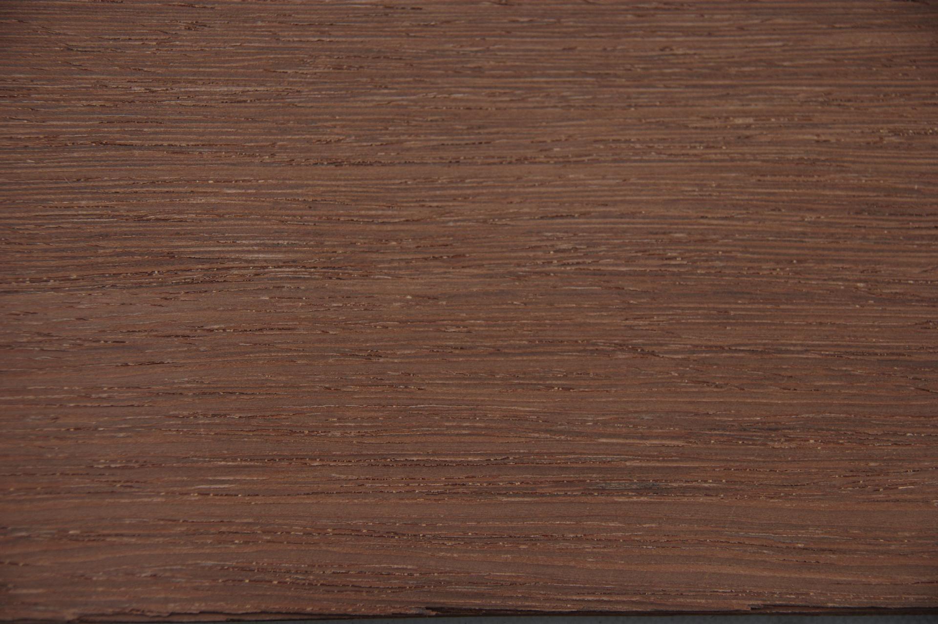 Wenge -Furnier (0,6mm) - 1,89m² (12Stk. x 105cm x 15cm)