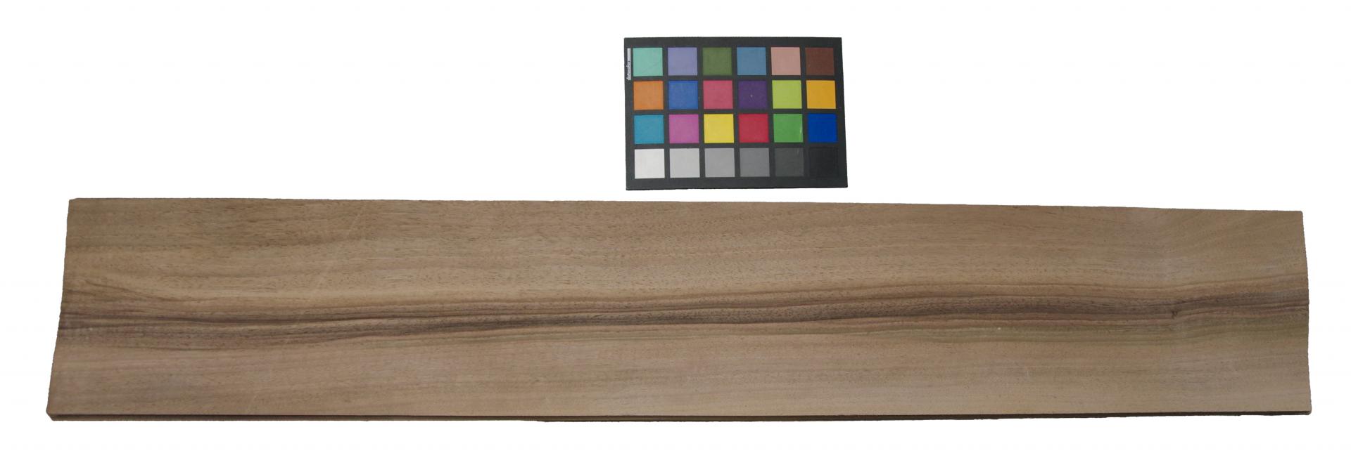 Nussbaum, europäischer -Furnier (0,9mm) - 3,14m² (16Stk. x 109cm x 18cm)