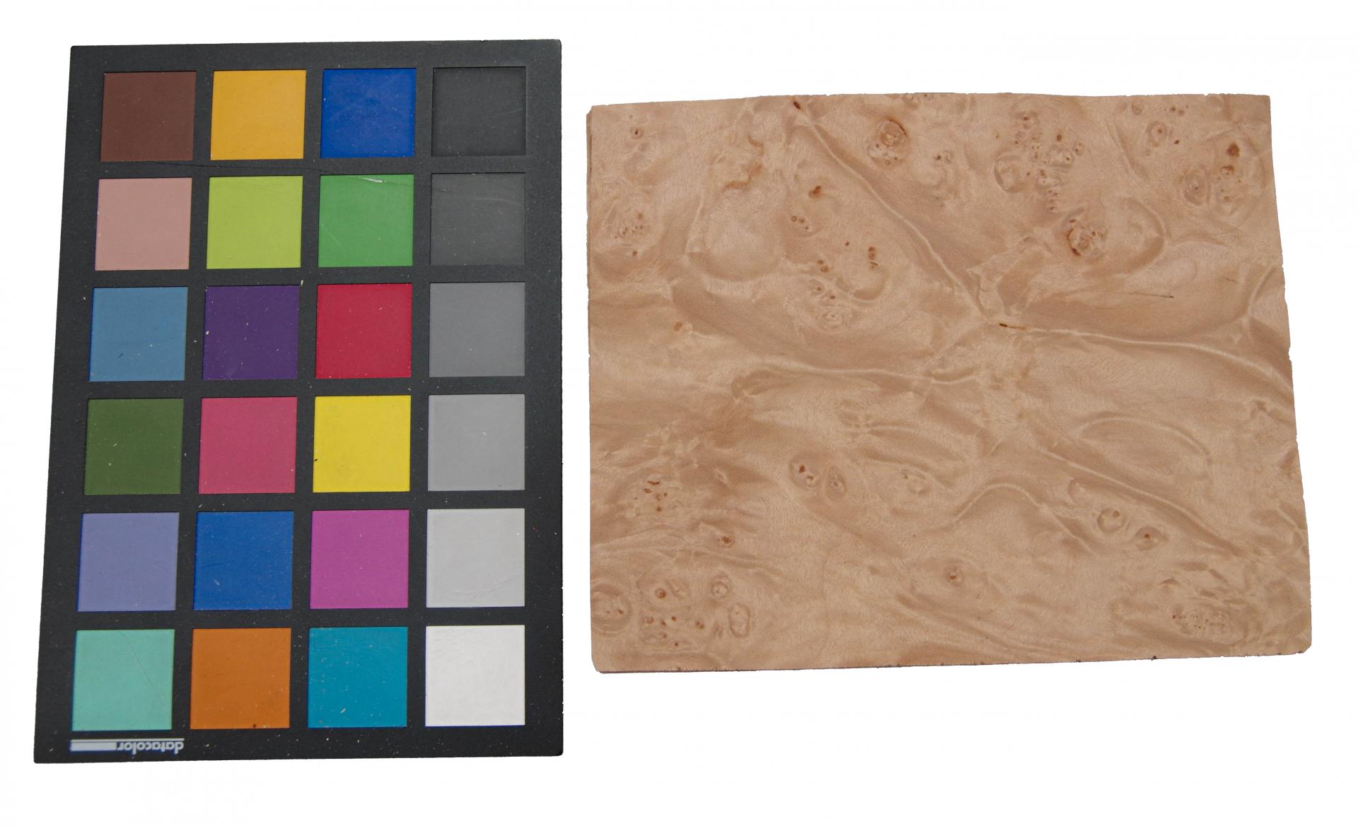 Ahorn Maser (gedämpft) -Furnier (0,6mm) - 0,65m² (24Stk. x 18cm x 15cm)
