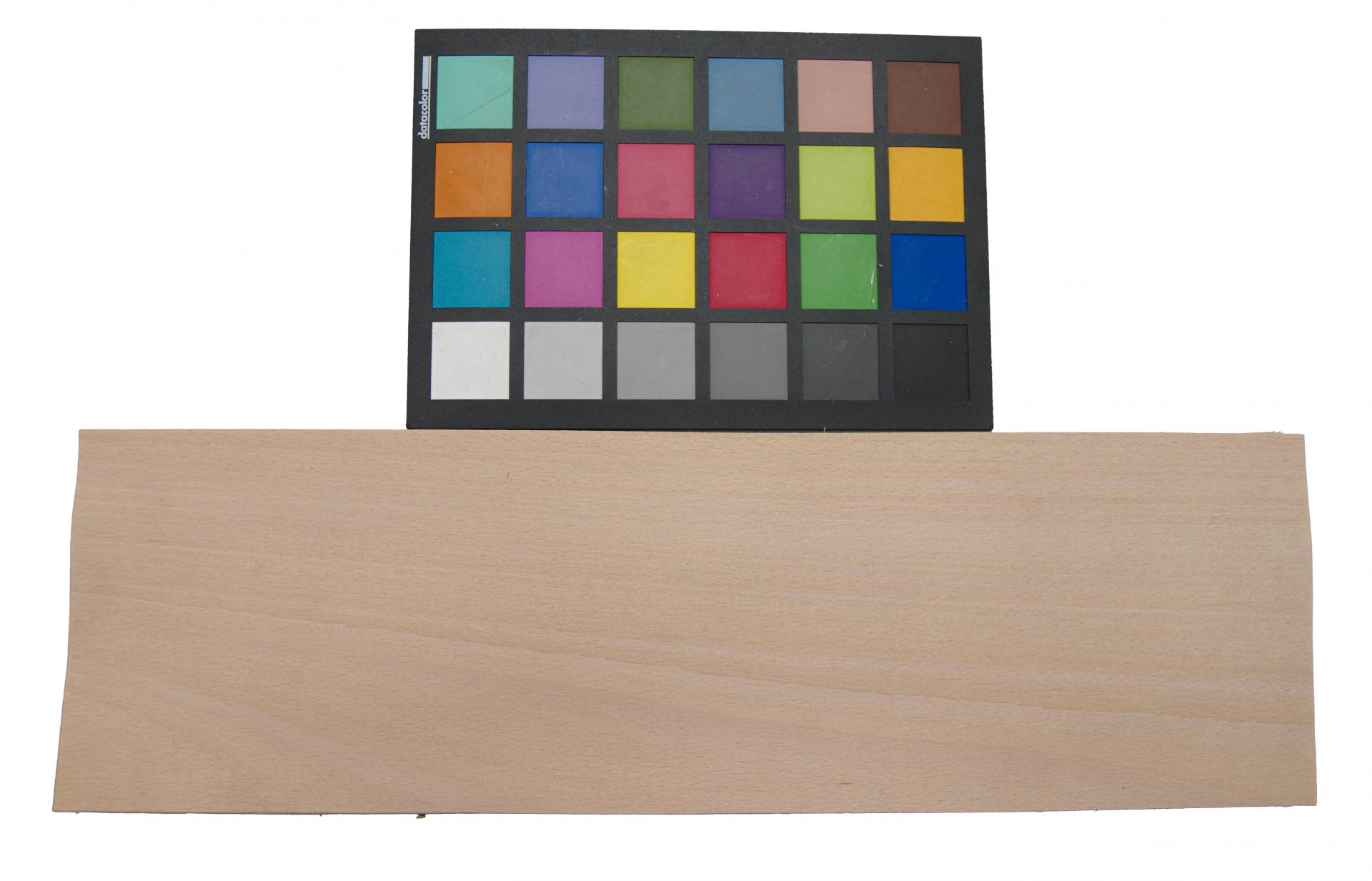 Beech, - veneer (0,6mm) - 1,08m² (24pcs. x 39cm x 11,5cm)