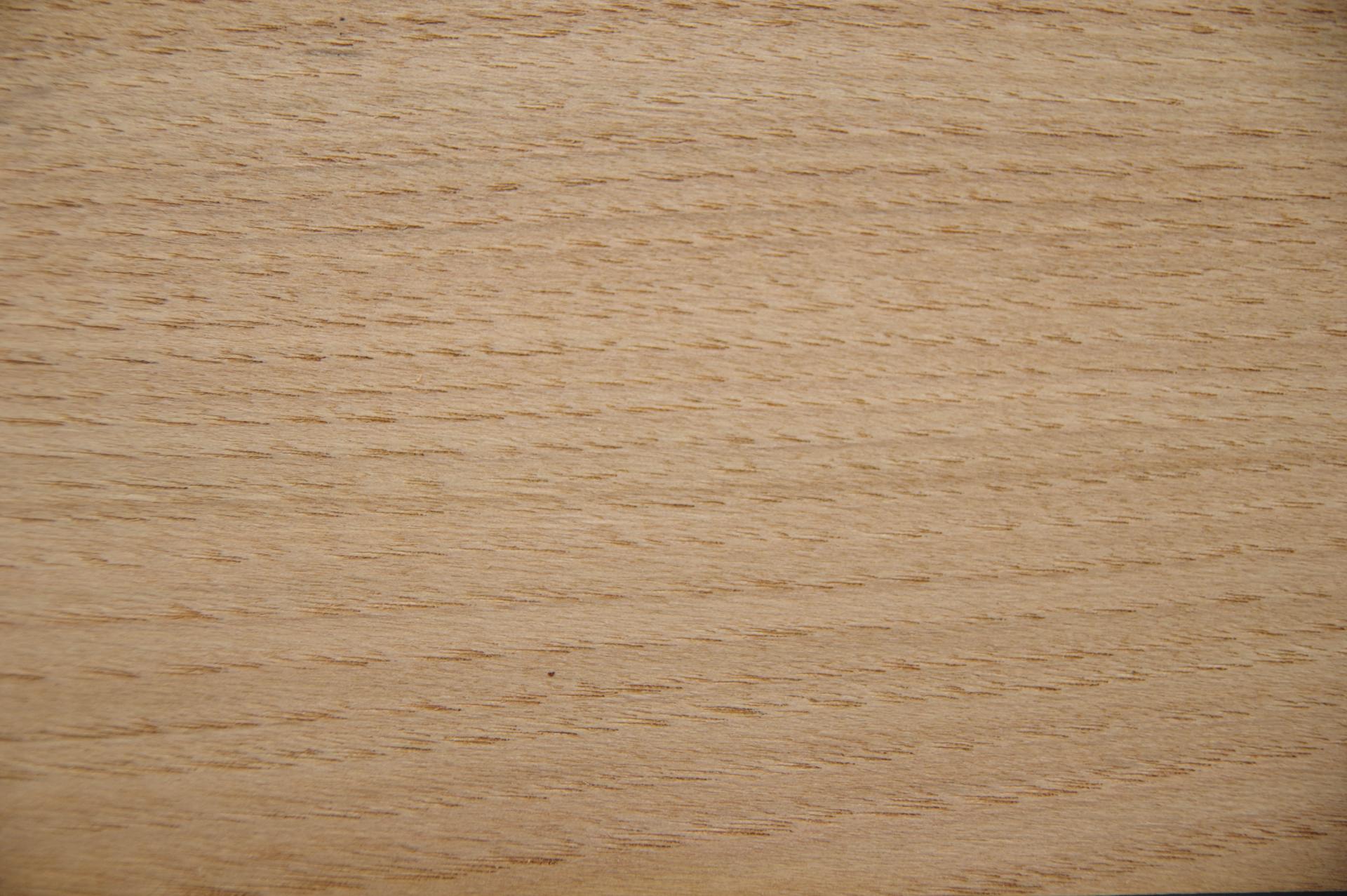 Chestnut, - veneer (0,6mm) - 0,54m² (10pcs. x 49cm x 11cm)