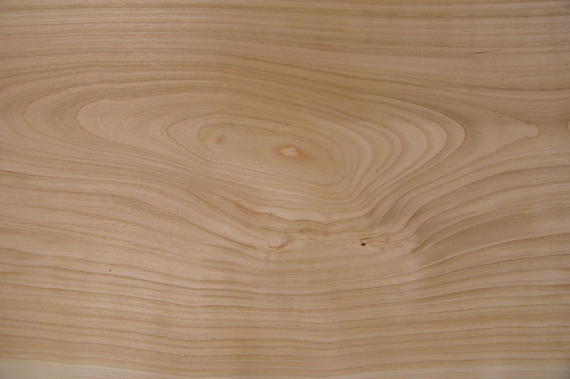 Kirschbaum, europäischer -Furnier (2,5mm) - 2,8m² (6Stk. x 114cm x 41cm)