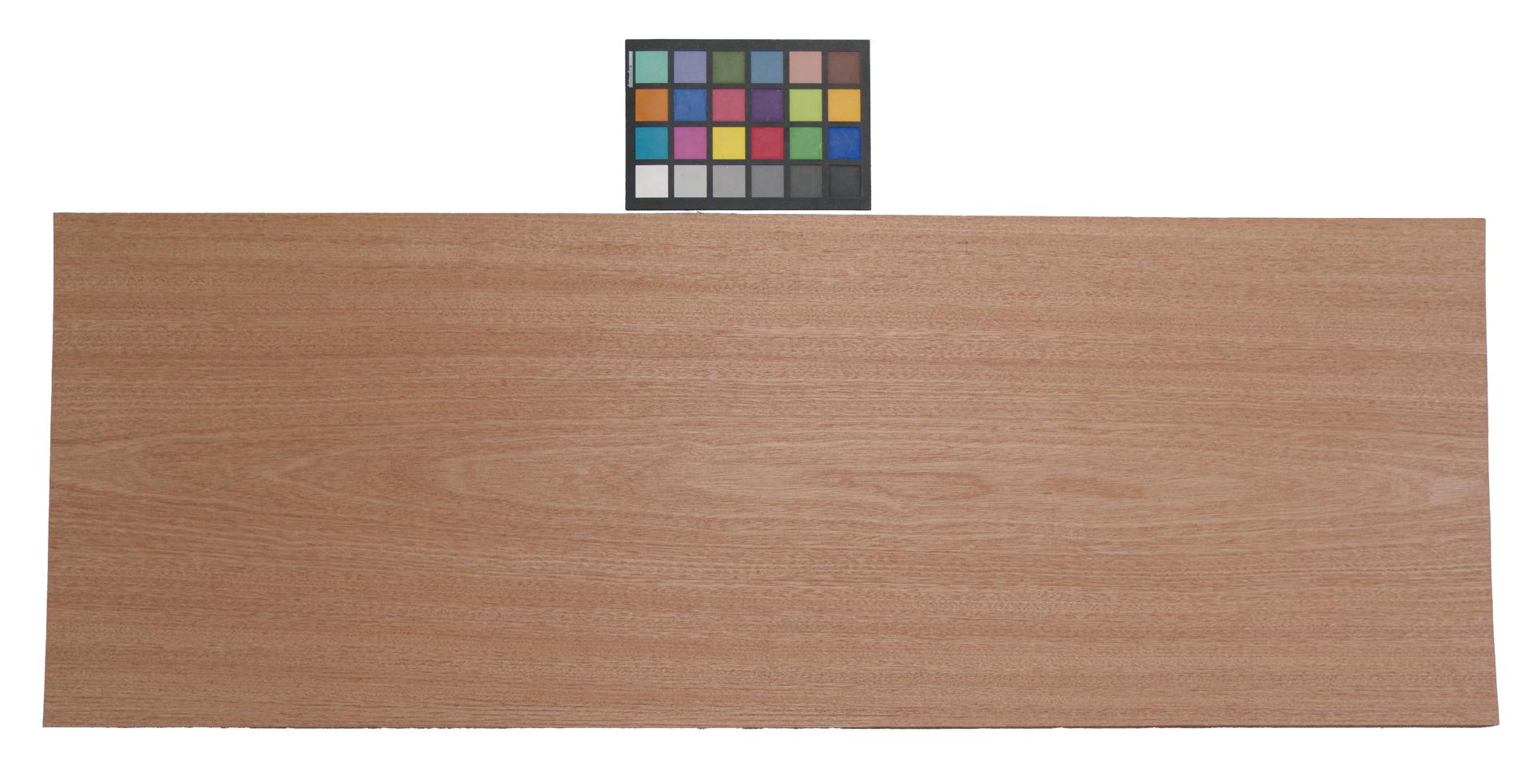 Mahogany Sapeli, - veneer (2,4mm) - 3,48m² (8pcs. x 113cm x 38,5cm)