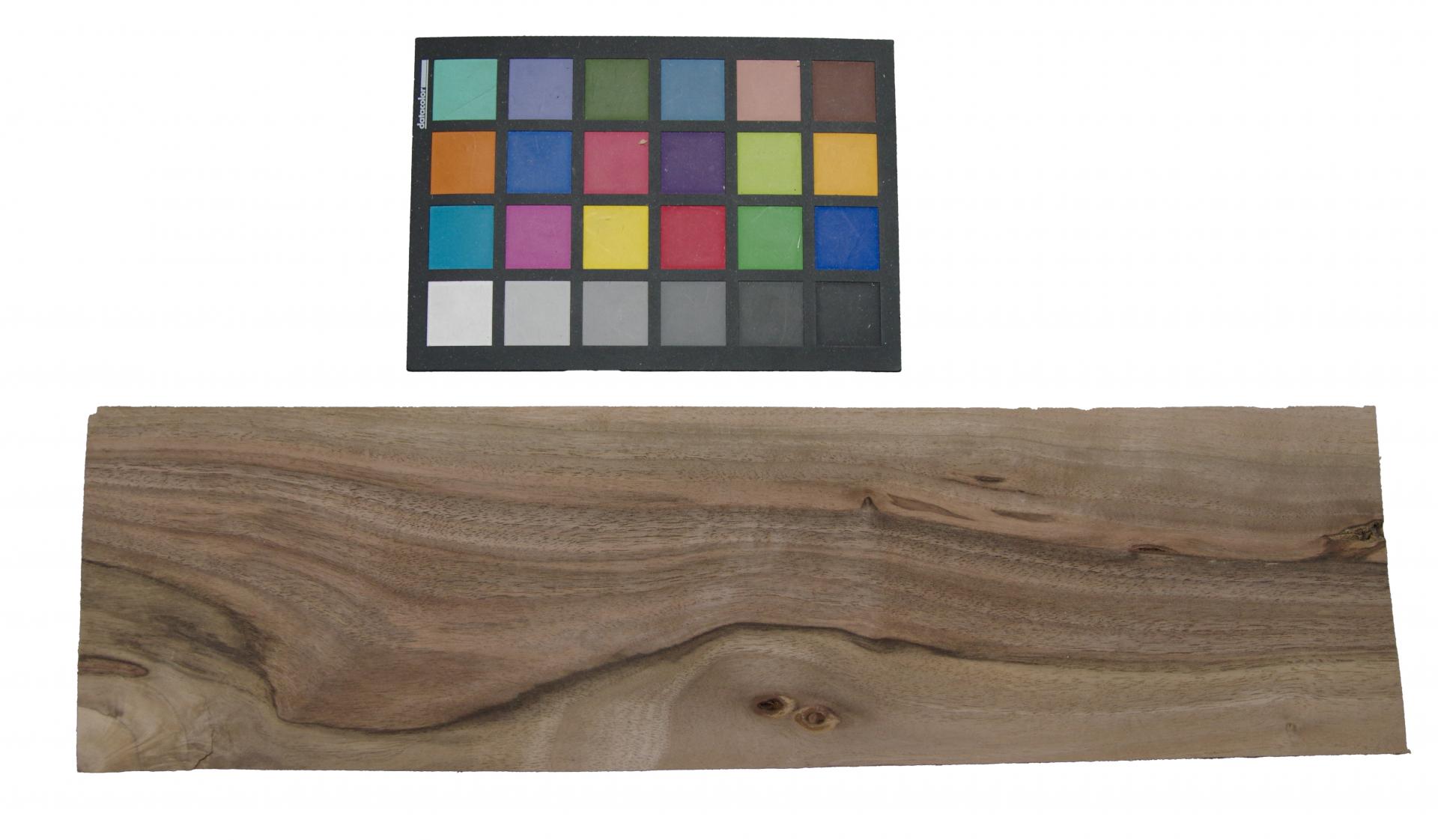 Nussbaum, europäischer -Furnier (0,9mm) - 1,04m² (16Stk. x 50cm x 13cm)