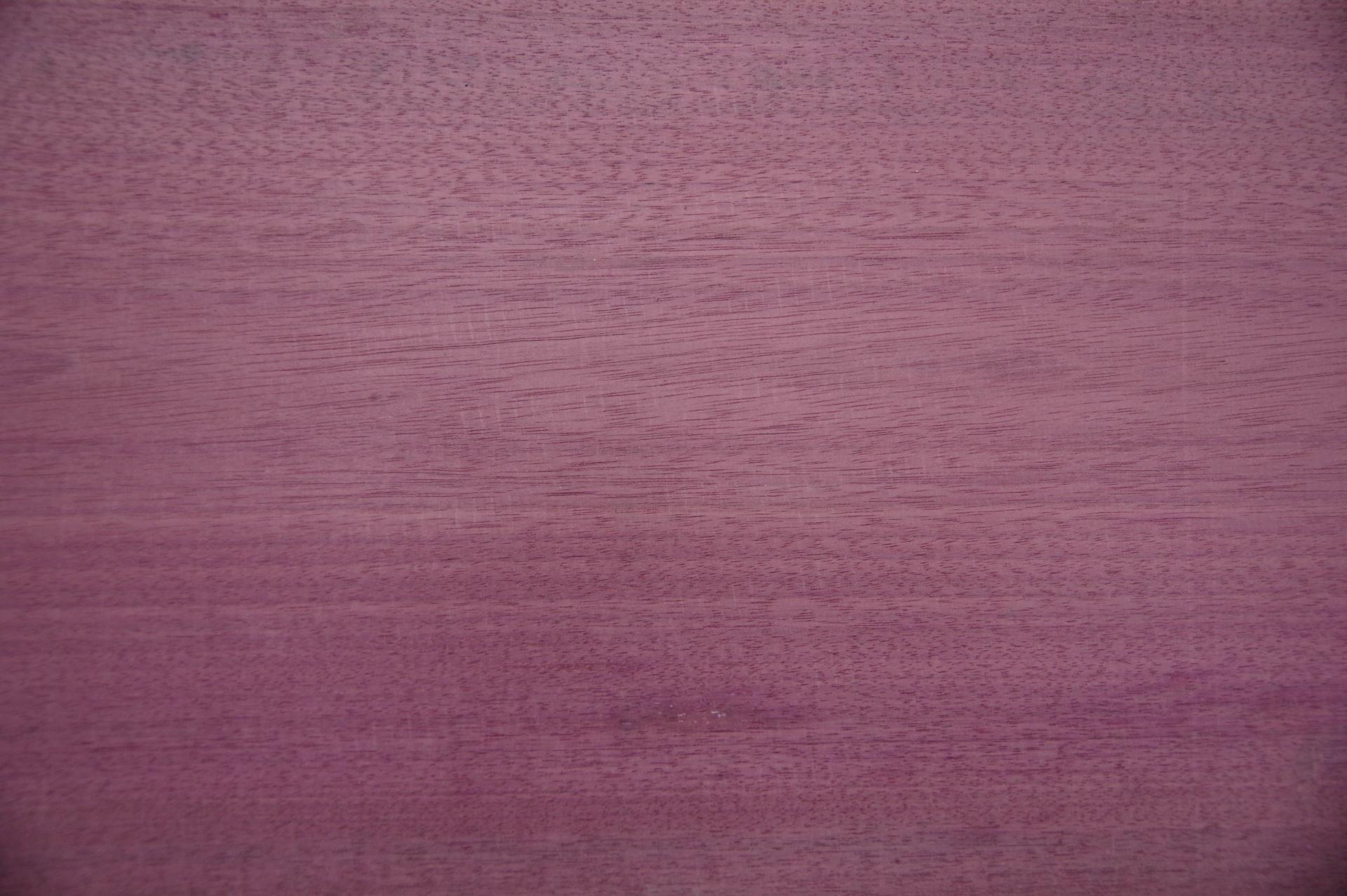 Amaranth (Purpleheart, Violetwood), - veneer (0,6mm) - 4,79m² (22pcs. x 66cm x 33cm)