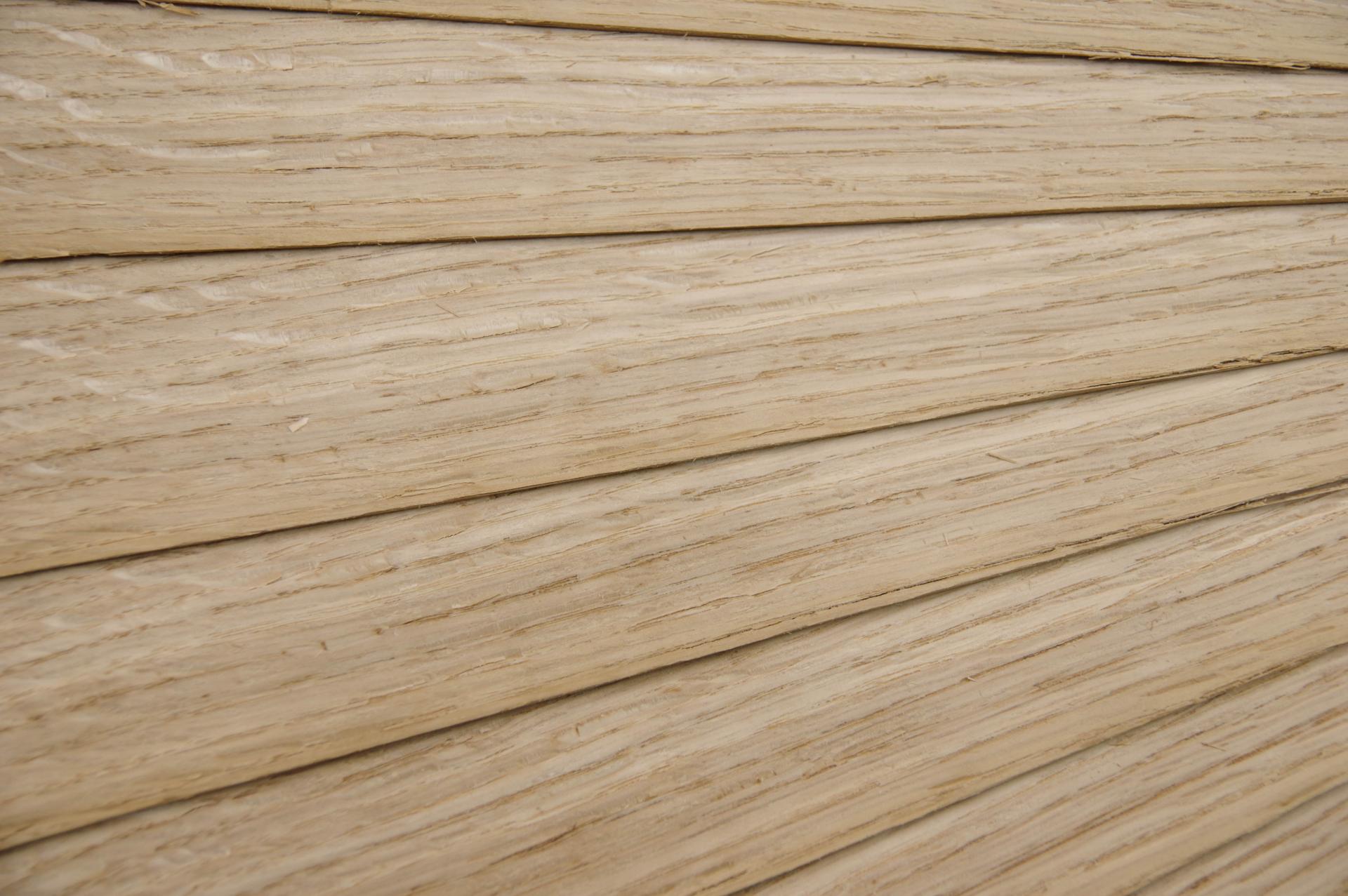 Eiche, europäische -Furnier (2,4mm) - 0,22m² (8Stk. x 50cm x 5,5cm)