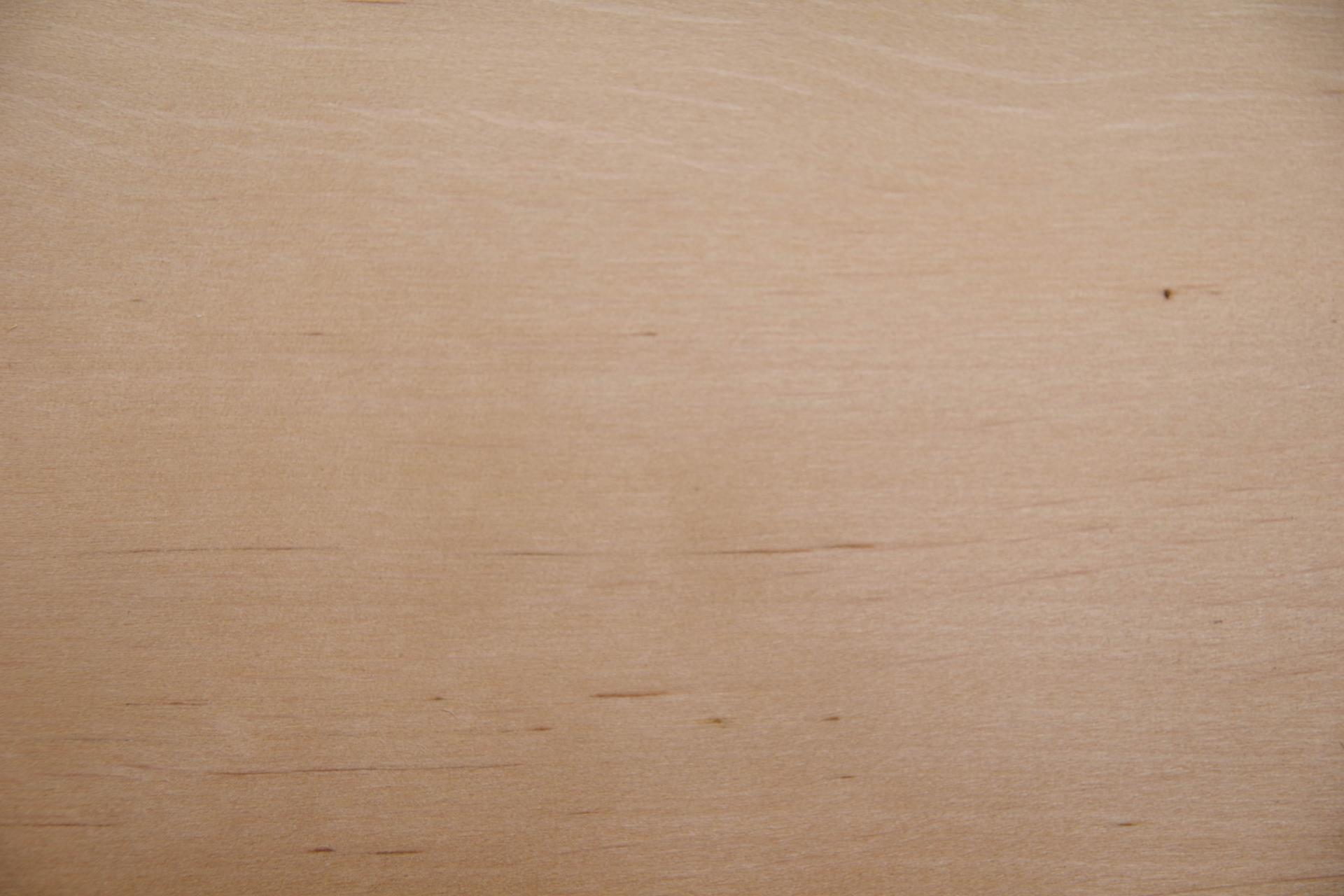 Alder, - veneer (0,6mm) - 2,14m² (30pcs. x 65cm x 11cm)