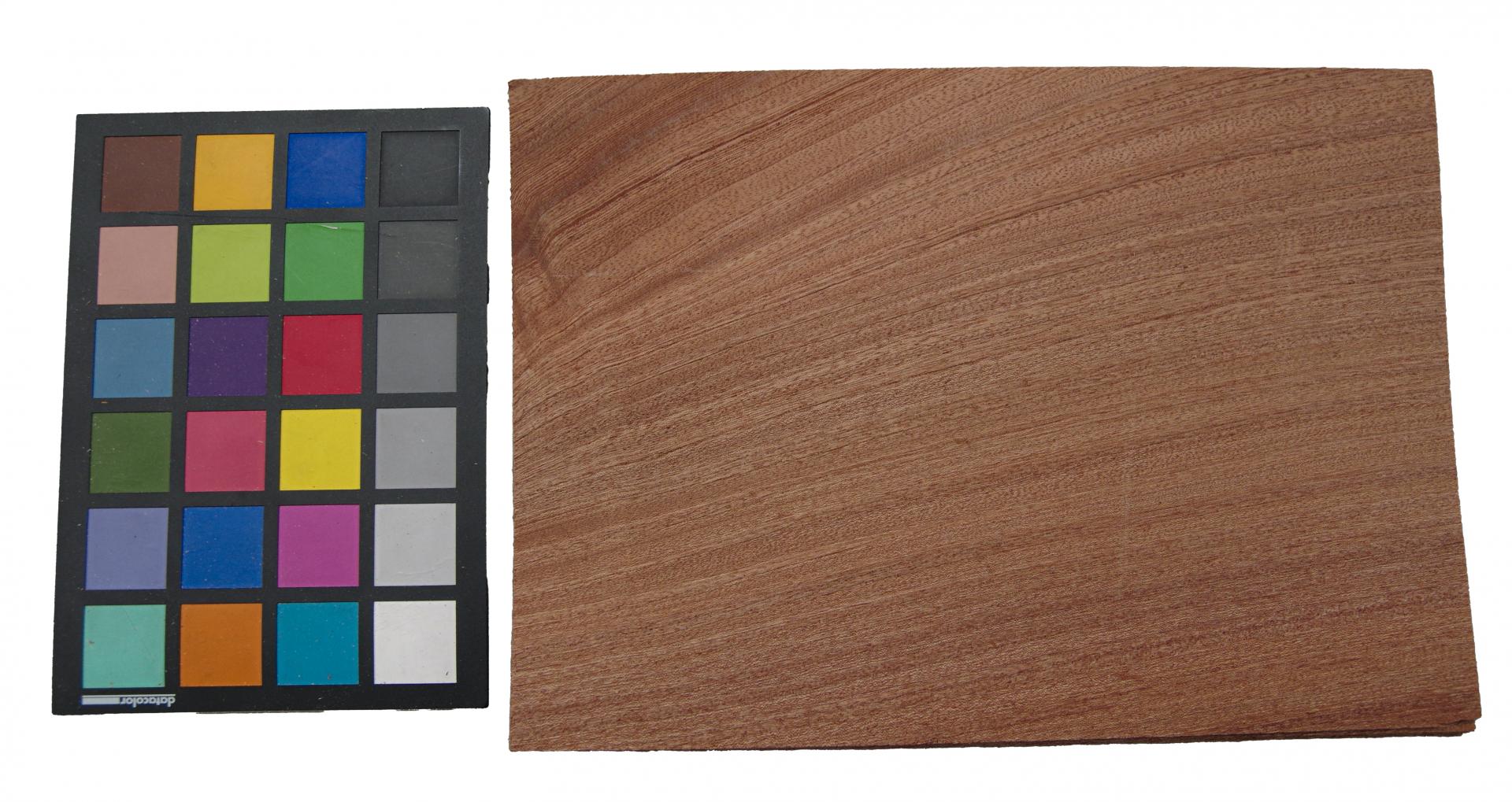 Mahagoni Sapeli -Furnier (2,4mm) - 0,5m² (8Stk. x 30cm x 21cm)