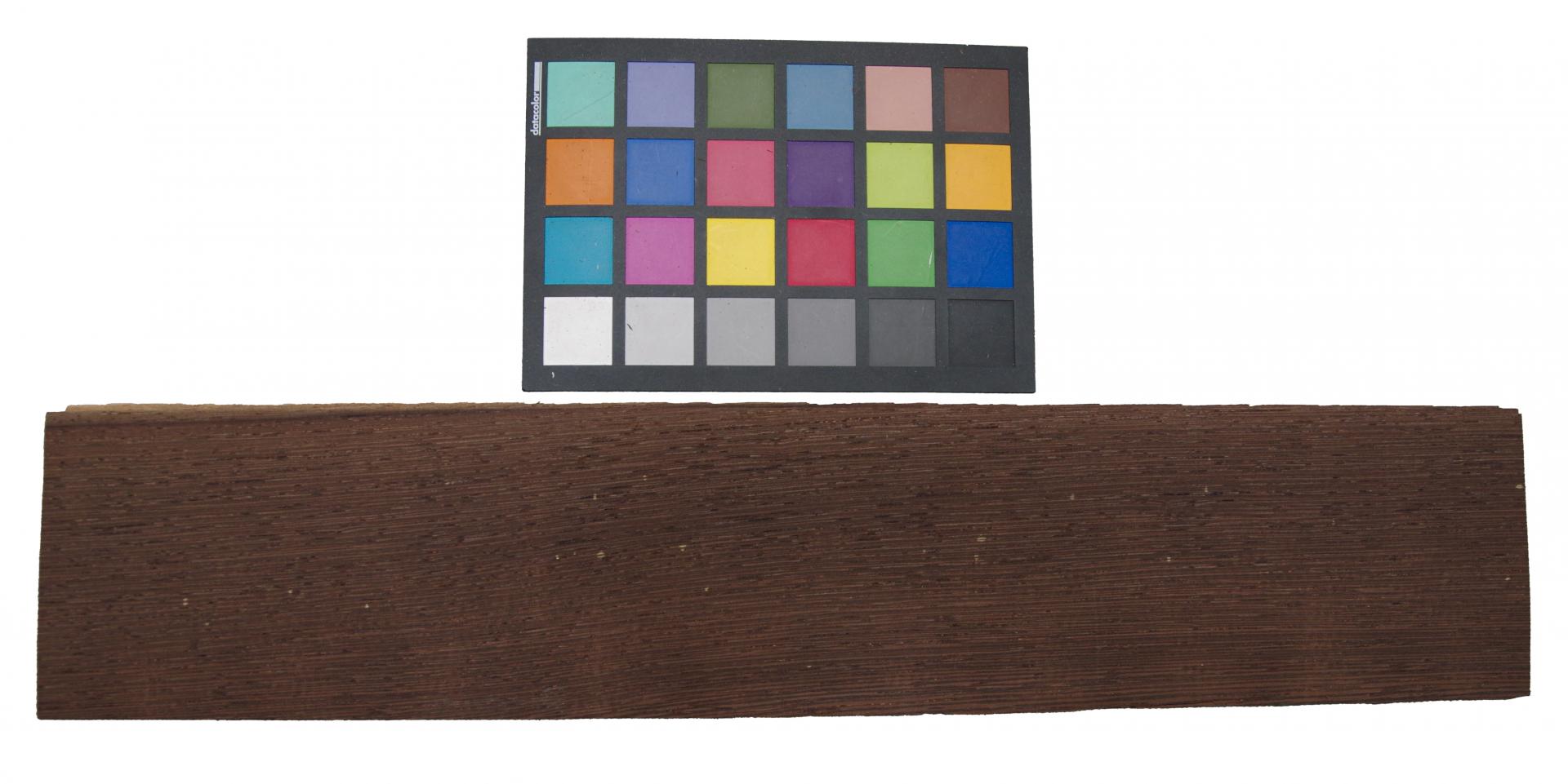 Wenge -Furnier (0,6mm) - 0,62m² (10Stk. x 56cm x 11cm)