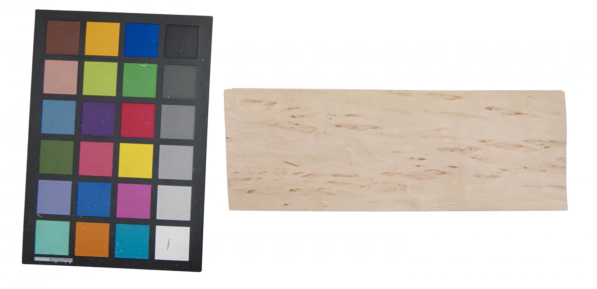 Birke Maser -Furnier (0,6mm) - 0,26m² (11Stk. x 26cm x 9cm)