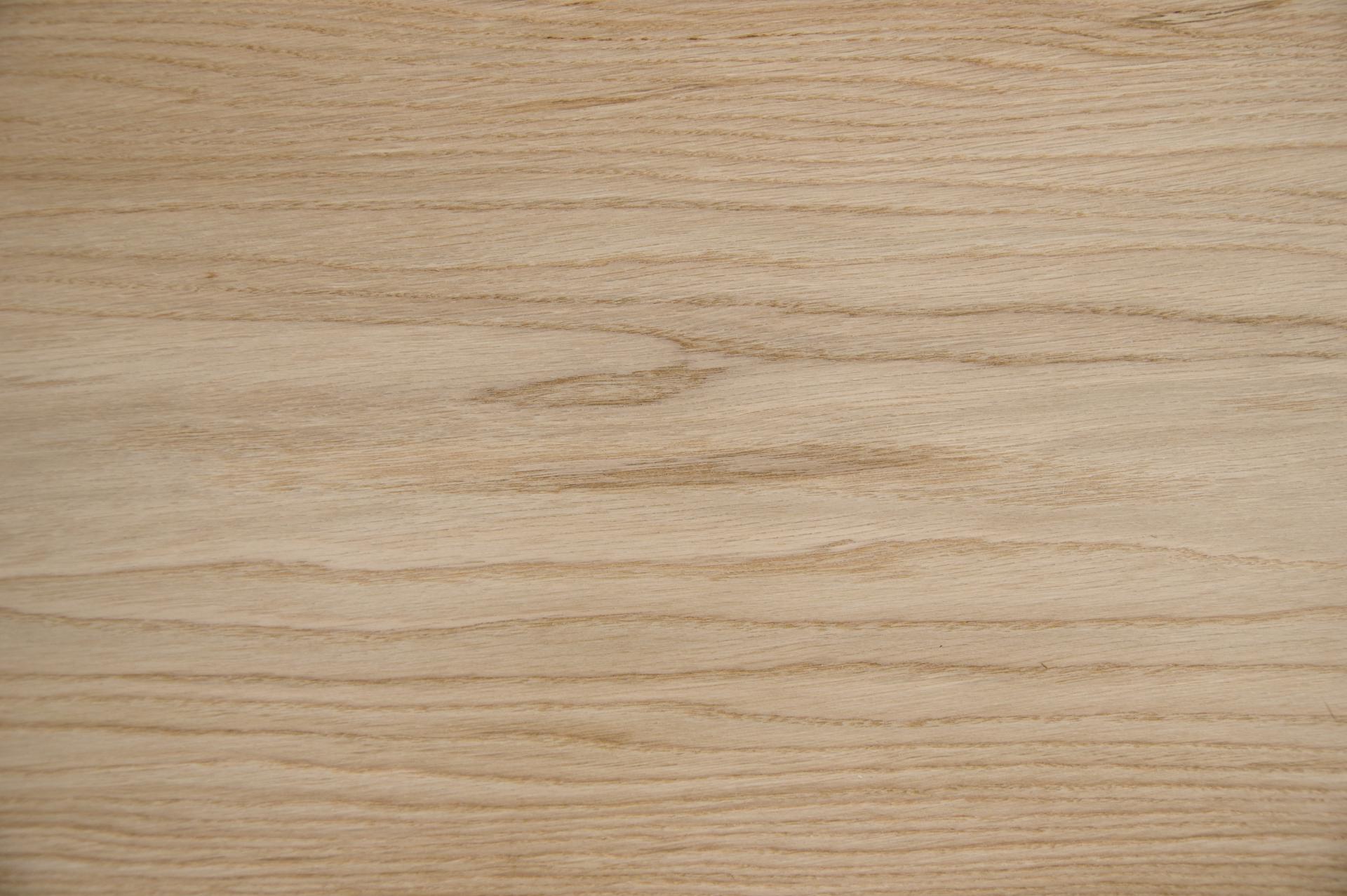 Eiche, europäische -Furnier (1,4mm) - 4,49m² (12Stk. x 117cm x 32cm)
