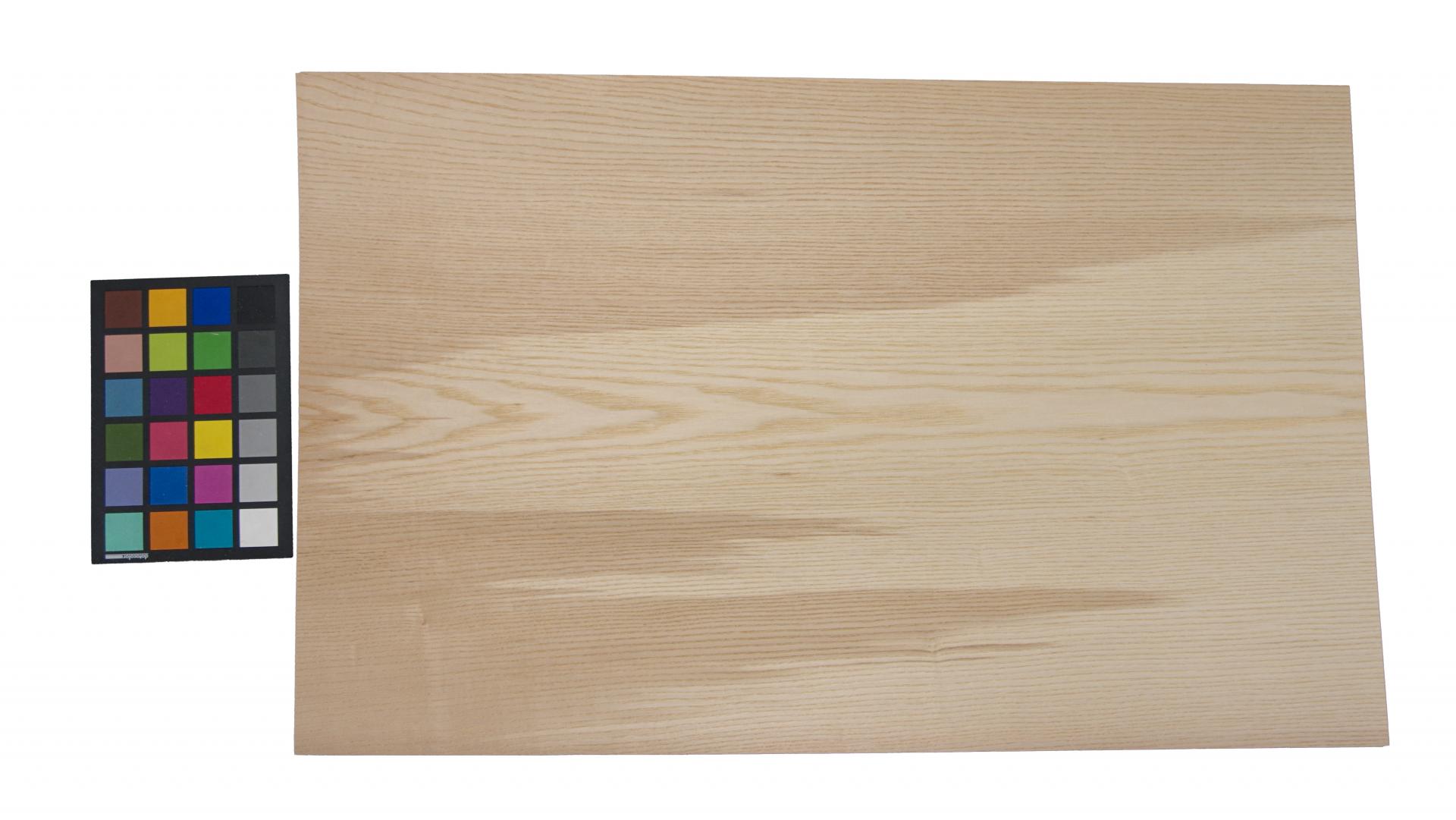 Olive Ash, - veneer (0,6mm) - 10,75m² (32pcs. x 73cm x 46cm)